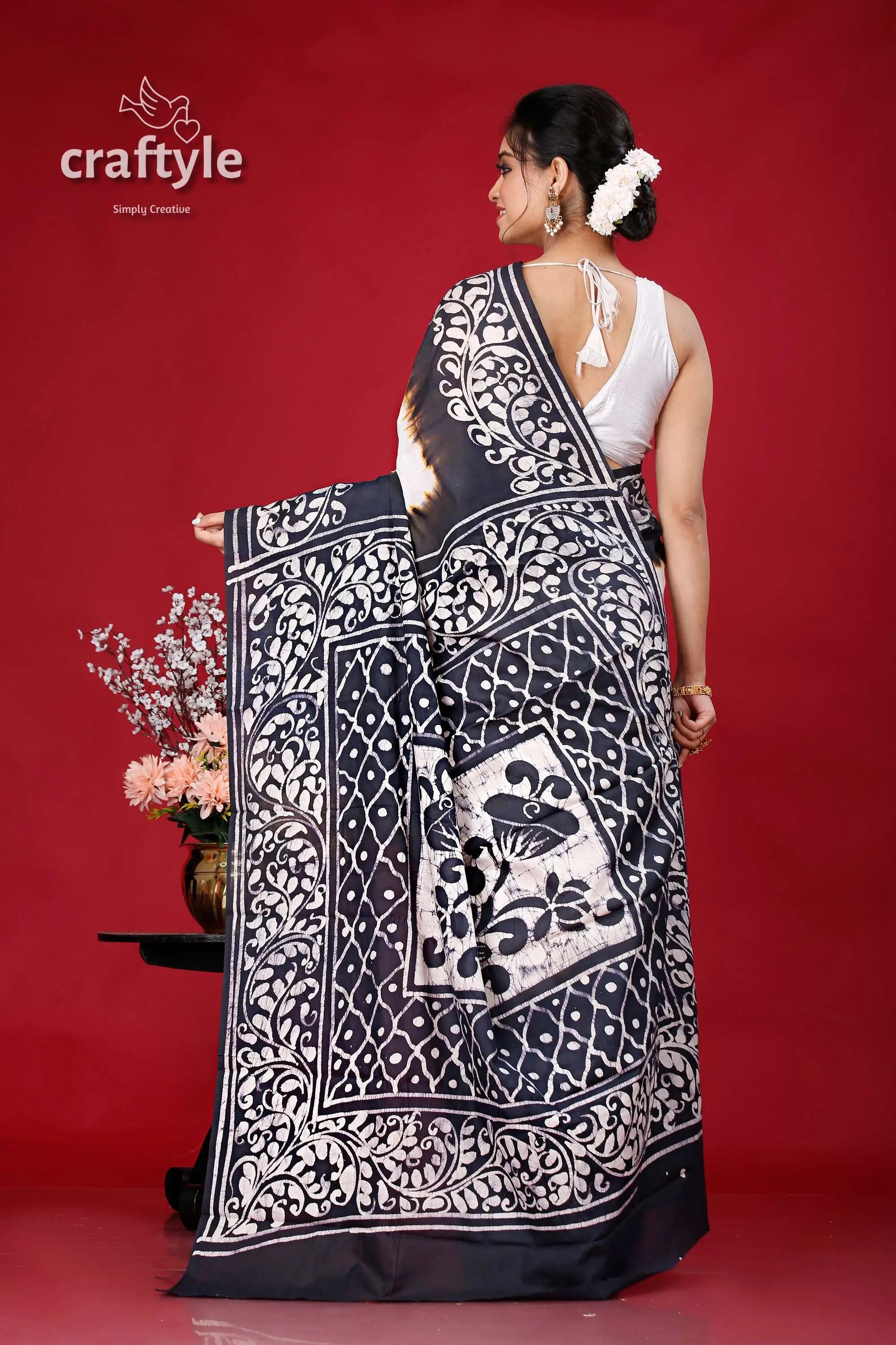 Hand-painted black and white batik cotton saree - pure elegant black white patterned saree 5