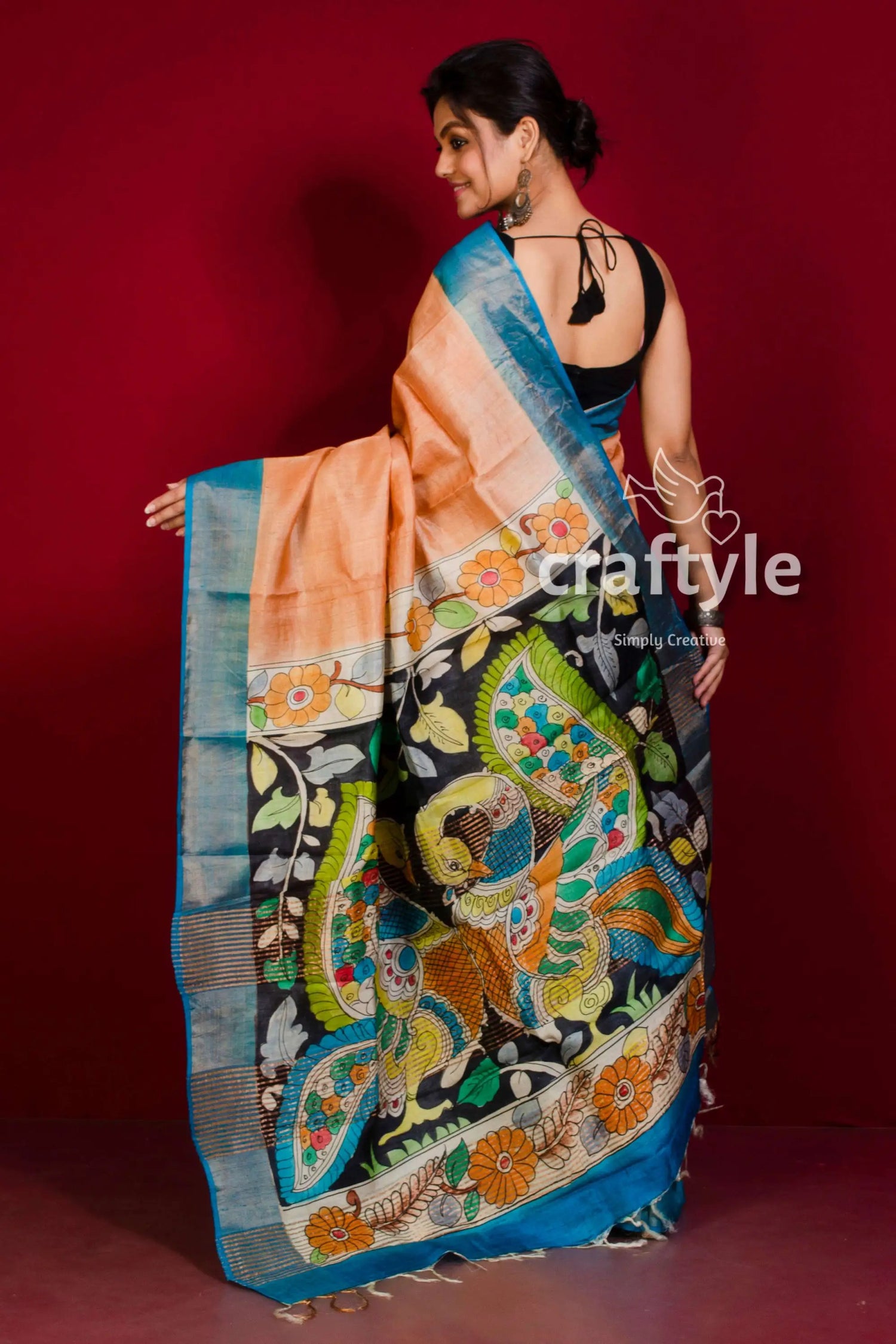 Hand-painted mandys pink zari border pure tussar kalamkari saree woman peach black saree floral 4