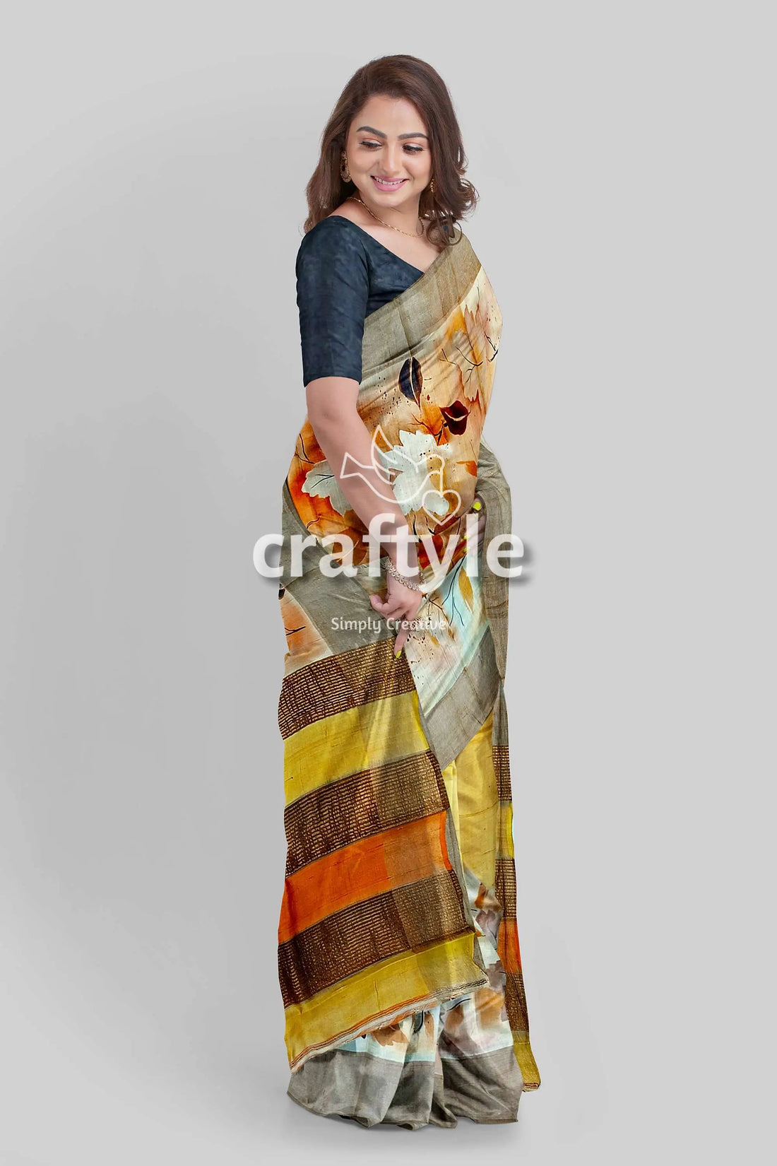 Hand-painted zari tower pure tussar silk saree in grey yellow woman colorful saree 2
