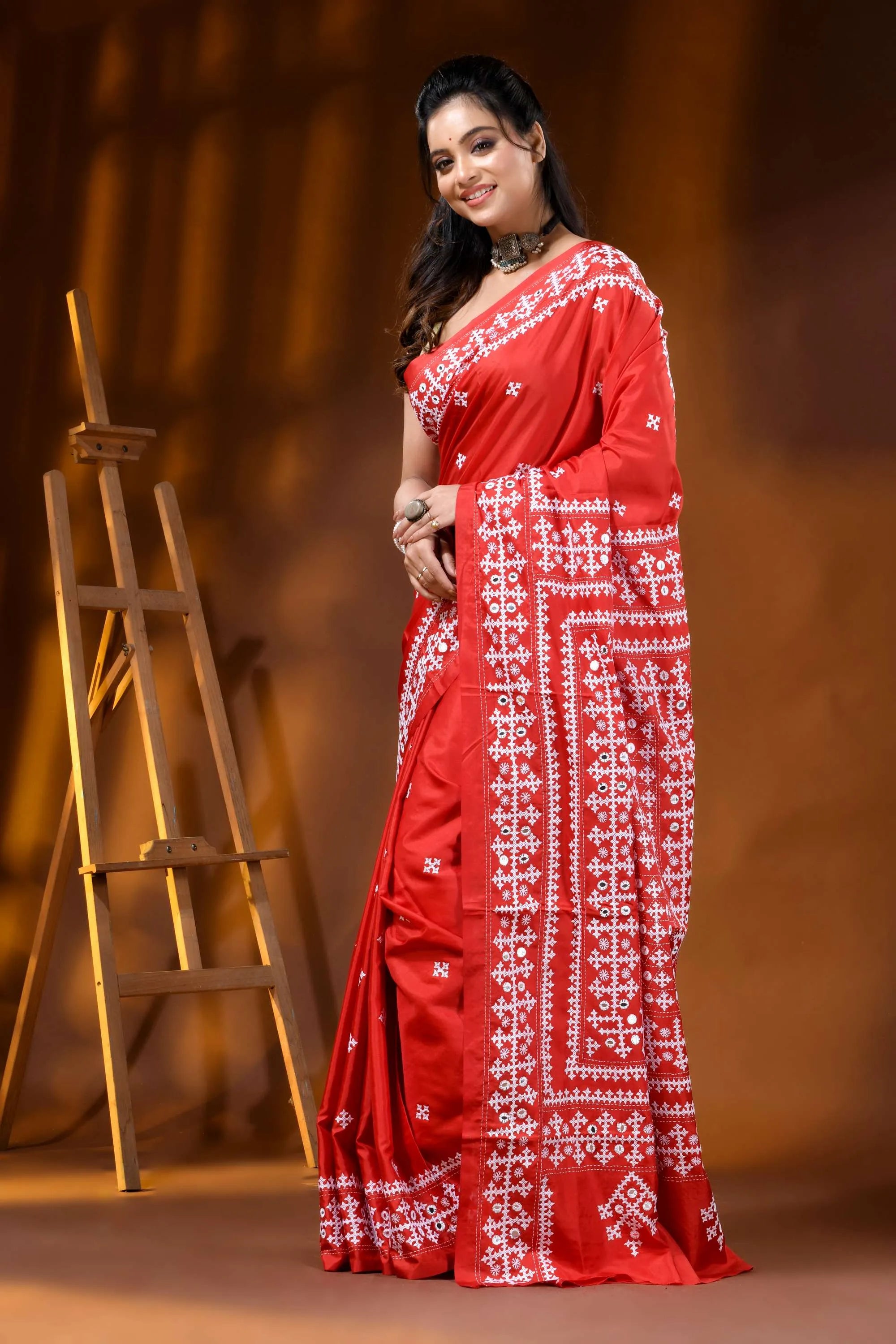 Handcrafted bright red silk kutch embroidery saree with mirror detailing 3