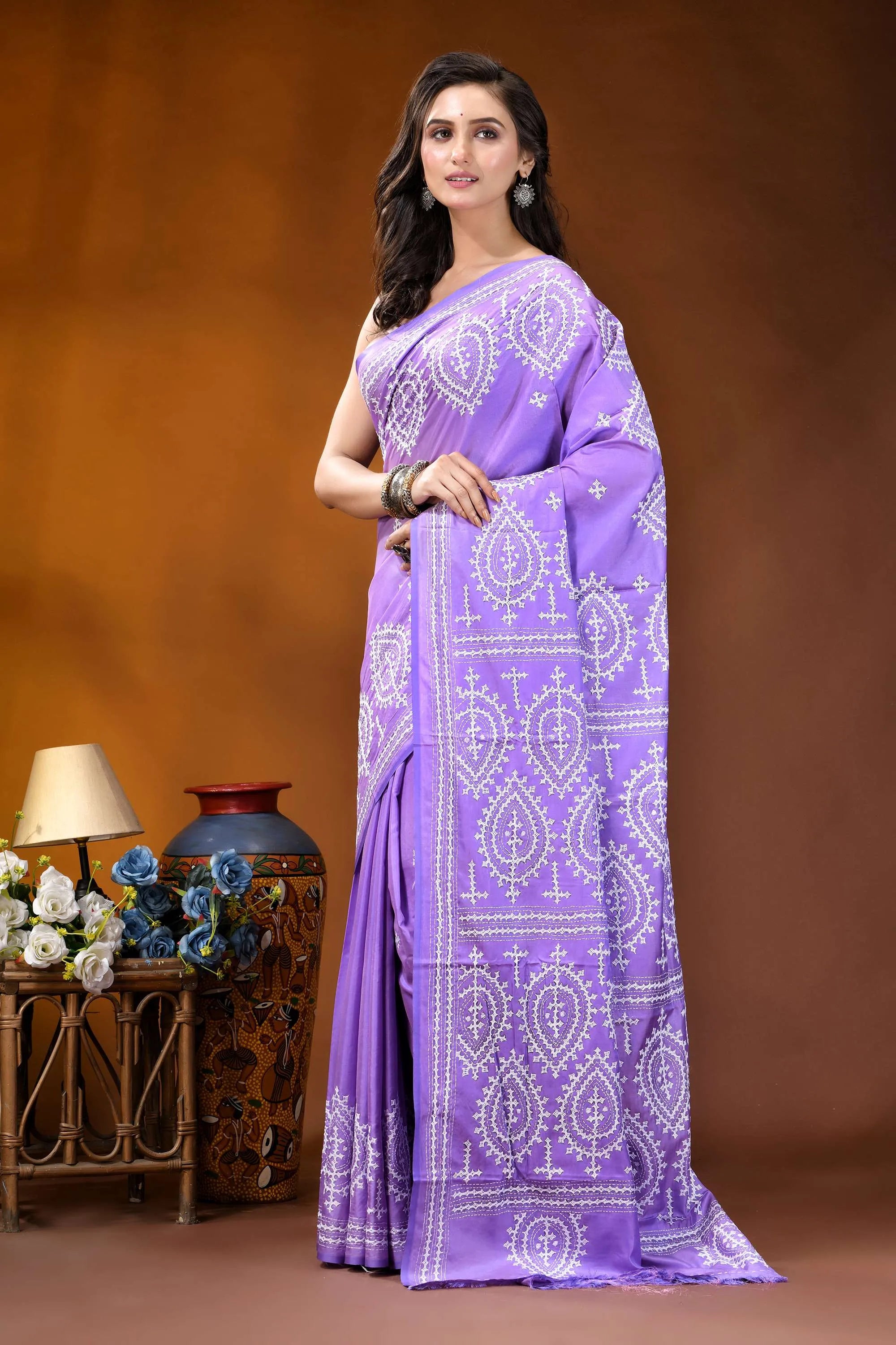 Handmade lavender paisley design kutch embroidery silk saree woman wears lavender saree intricate 3