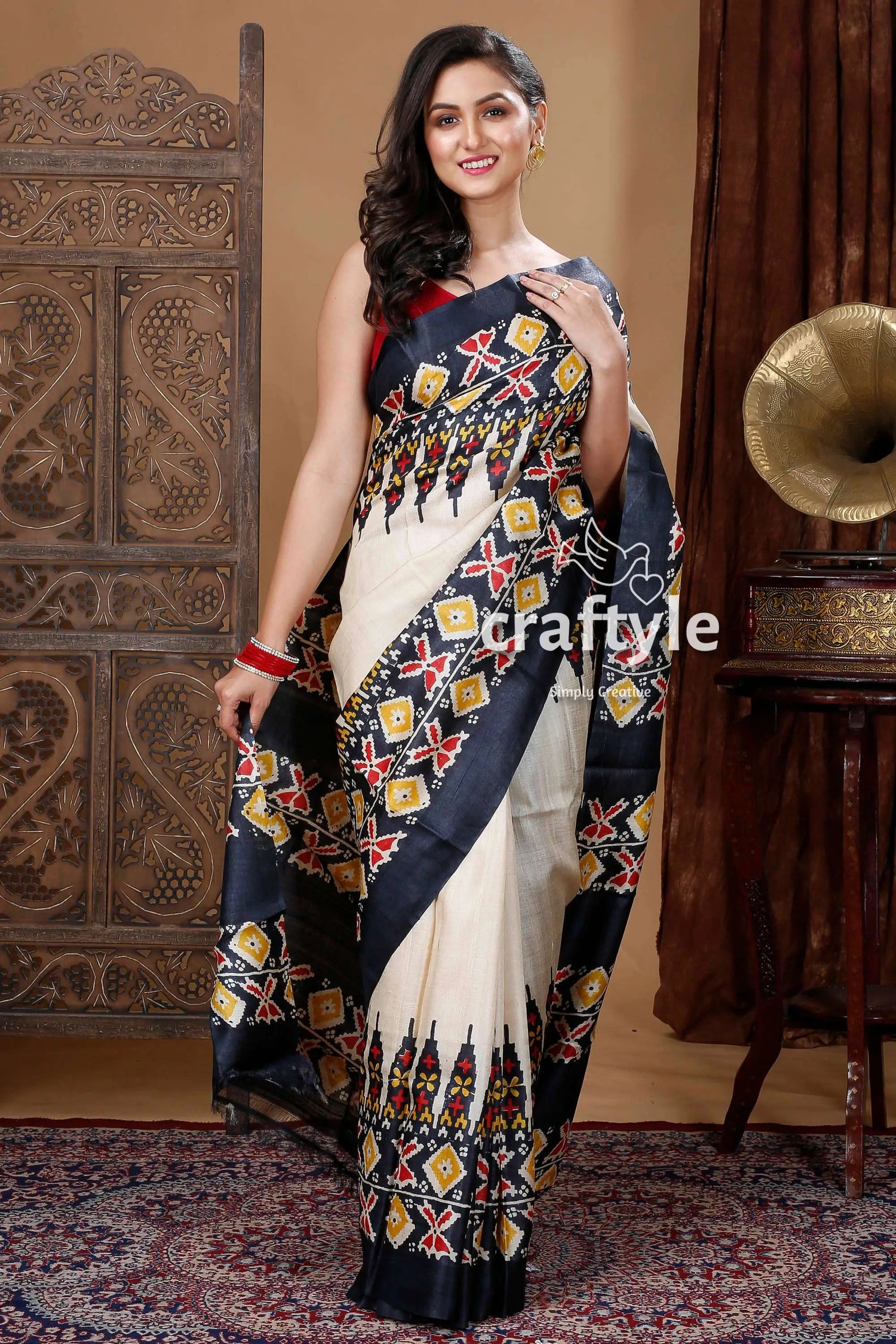 Ivory white & black hand block printed pure tussar saree woman patterned saree 5