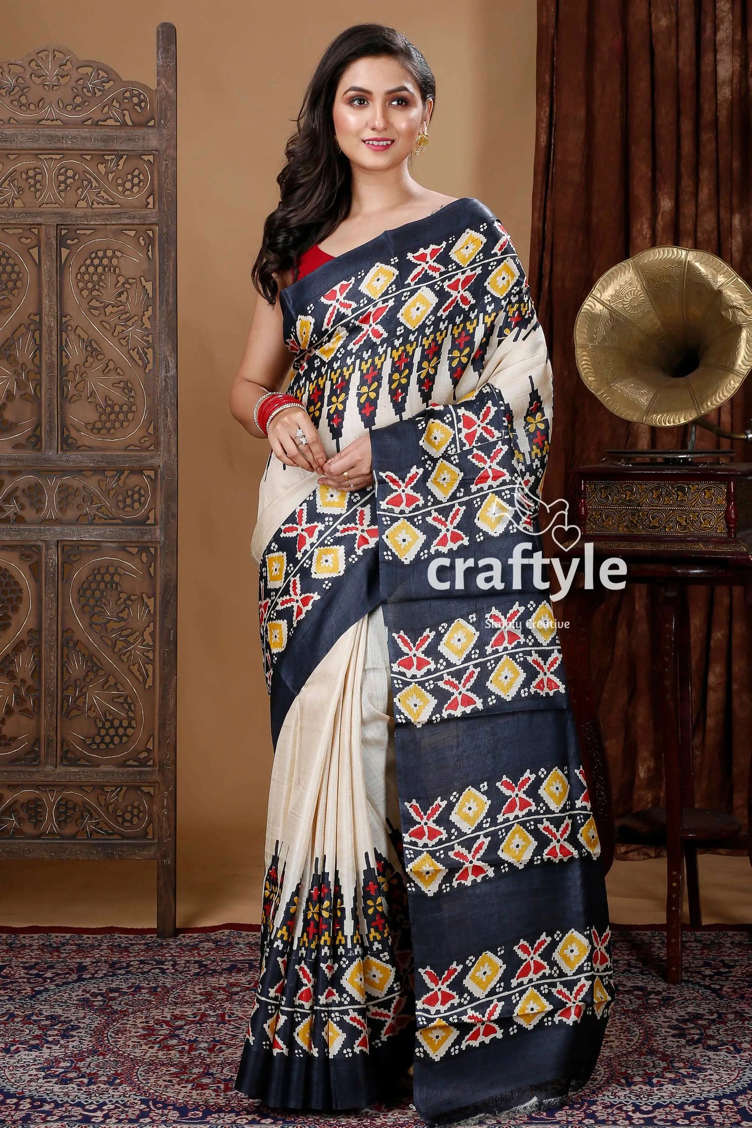 Ivory white & black hand block printed pure tussar saree woman patterned saree 1