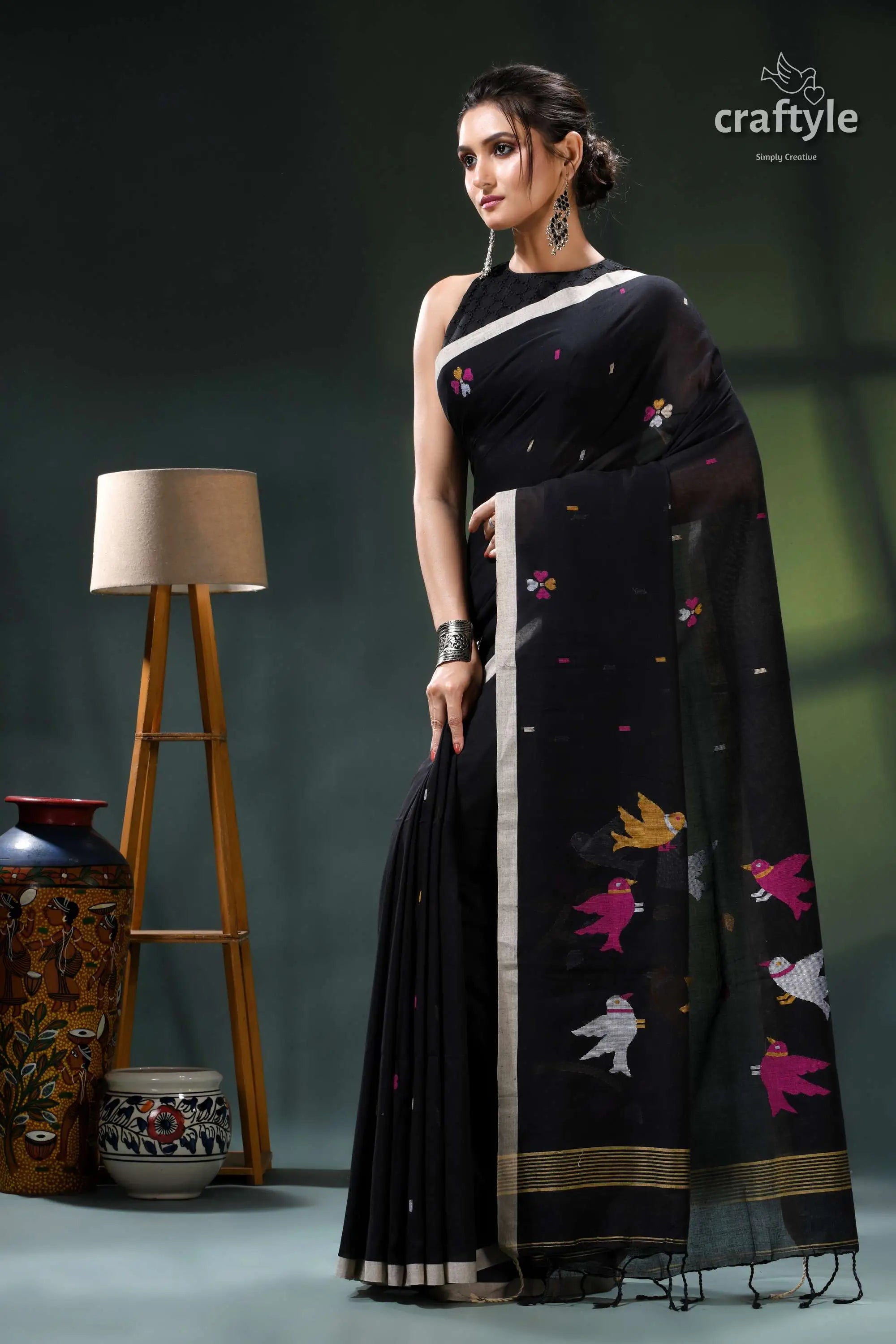 Jade black handwoven bird motif soft cotton jamdani saree black saree white silver accents 3
