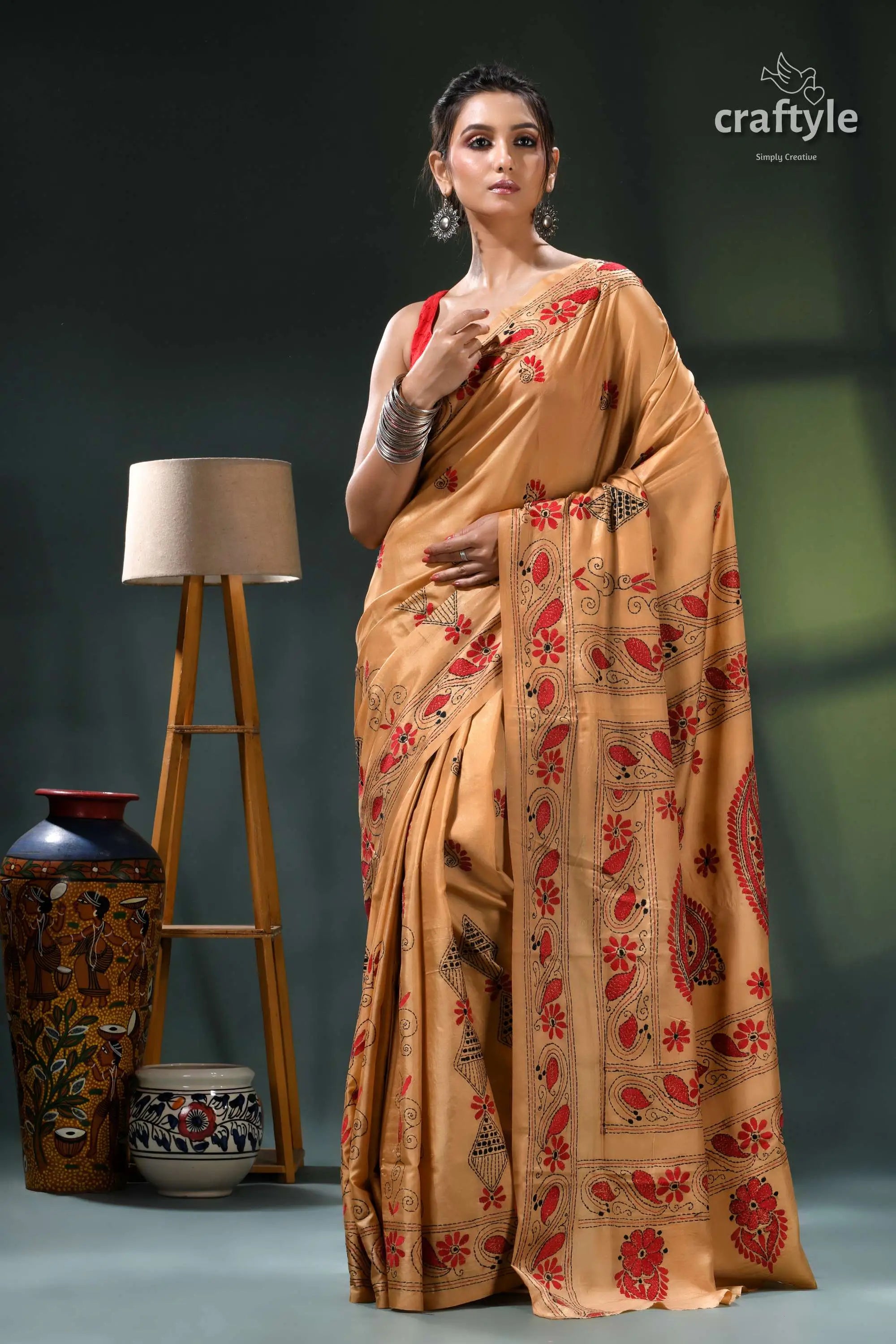 Light french beige and red hand embroidered silk kantha work saree golden saree red floral patterns 7