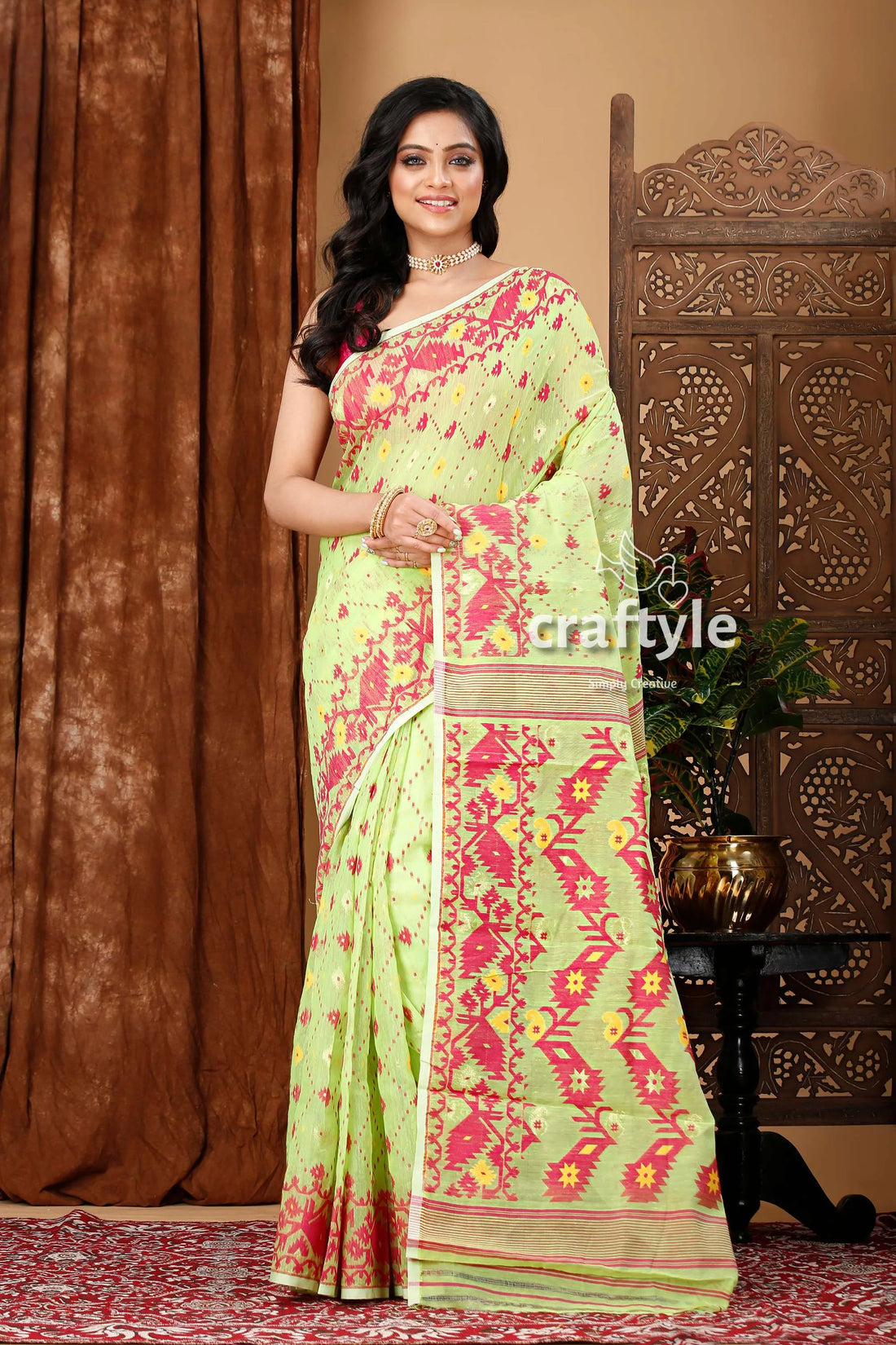 Light green-magenta graceful jamdani saree woman green red 1