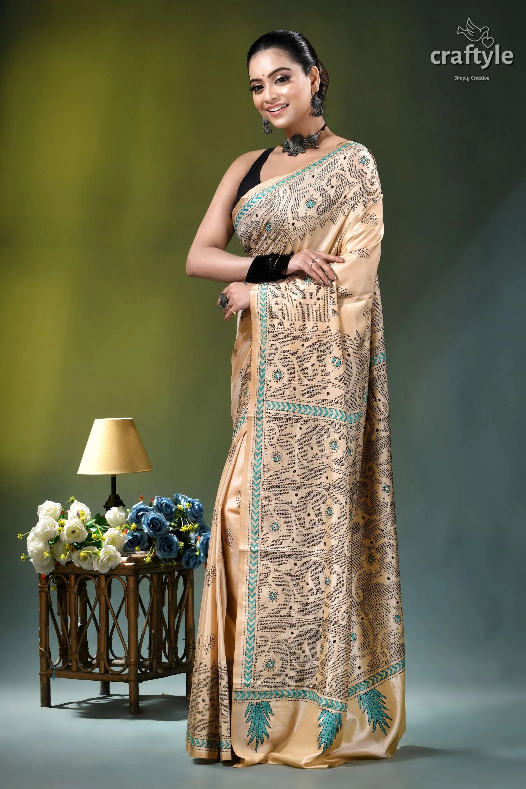 Light peach jamdani design hand embroidered silk kantha saree beige silk saree intricate brown 3