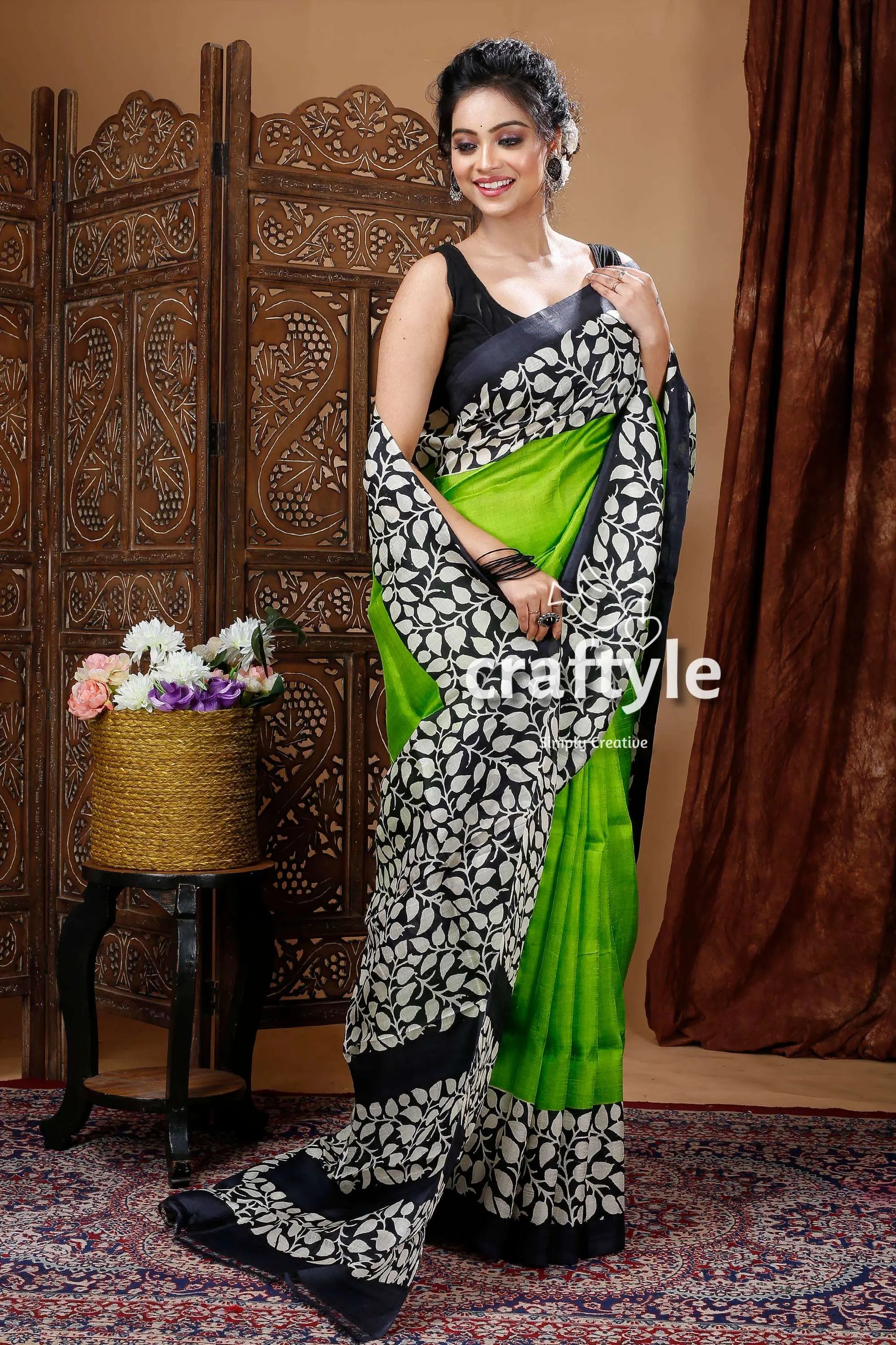 Lime green floral design hand block pure mulberry silk saree green black leaf-patterned saree 2