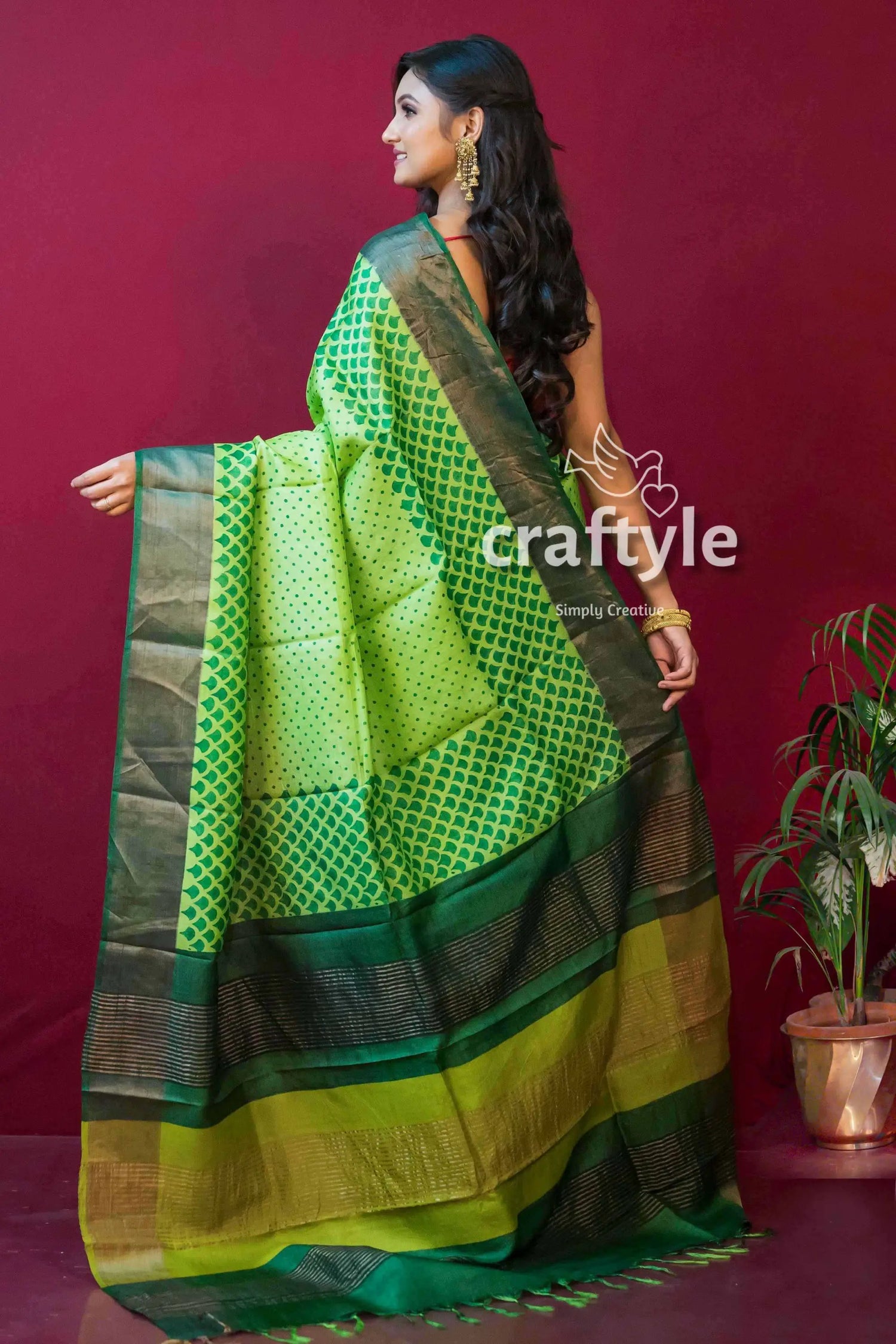 Lime green hand block print zari pure tussar silk saree green patterned saree 4