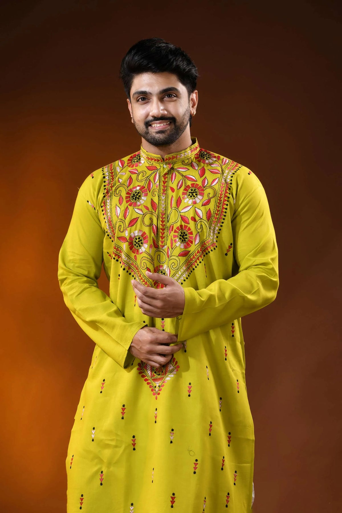 Lime green pure cotton punjabi for men with floral vine kantha work 2