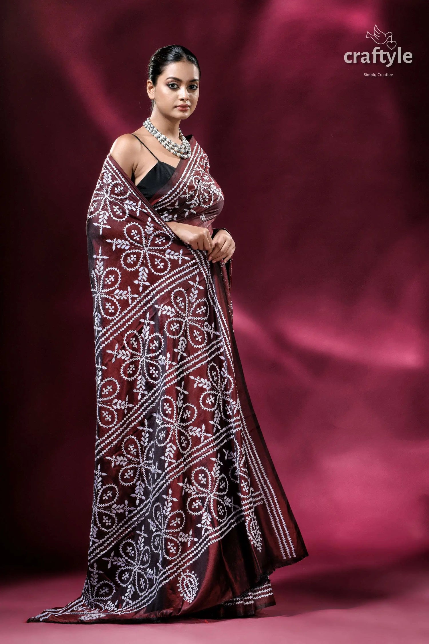 Livid brown white kutch work kantha silk saree maroon saree white floral patterns 6