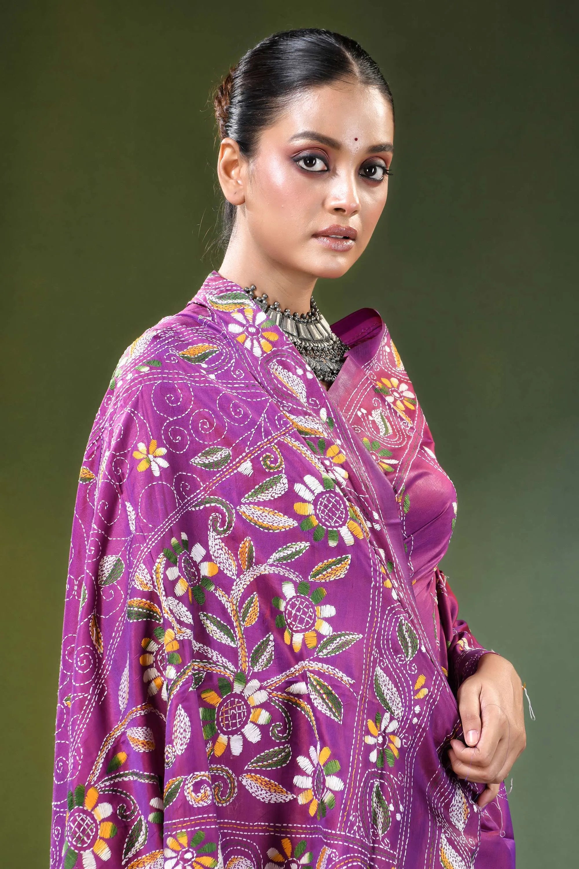 Magenta floral motif hand embroidery silk kantha saree vibrant purple embroidered intricate 2