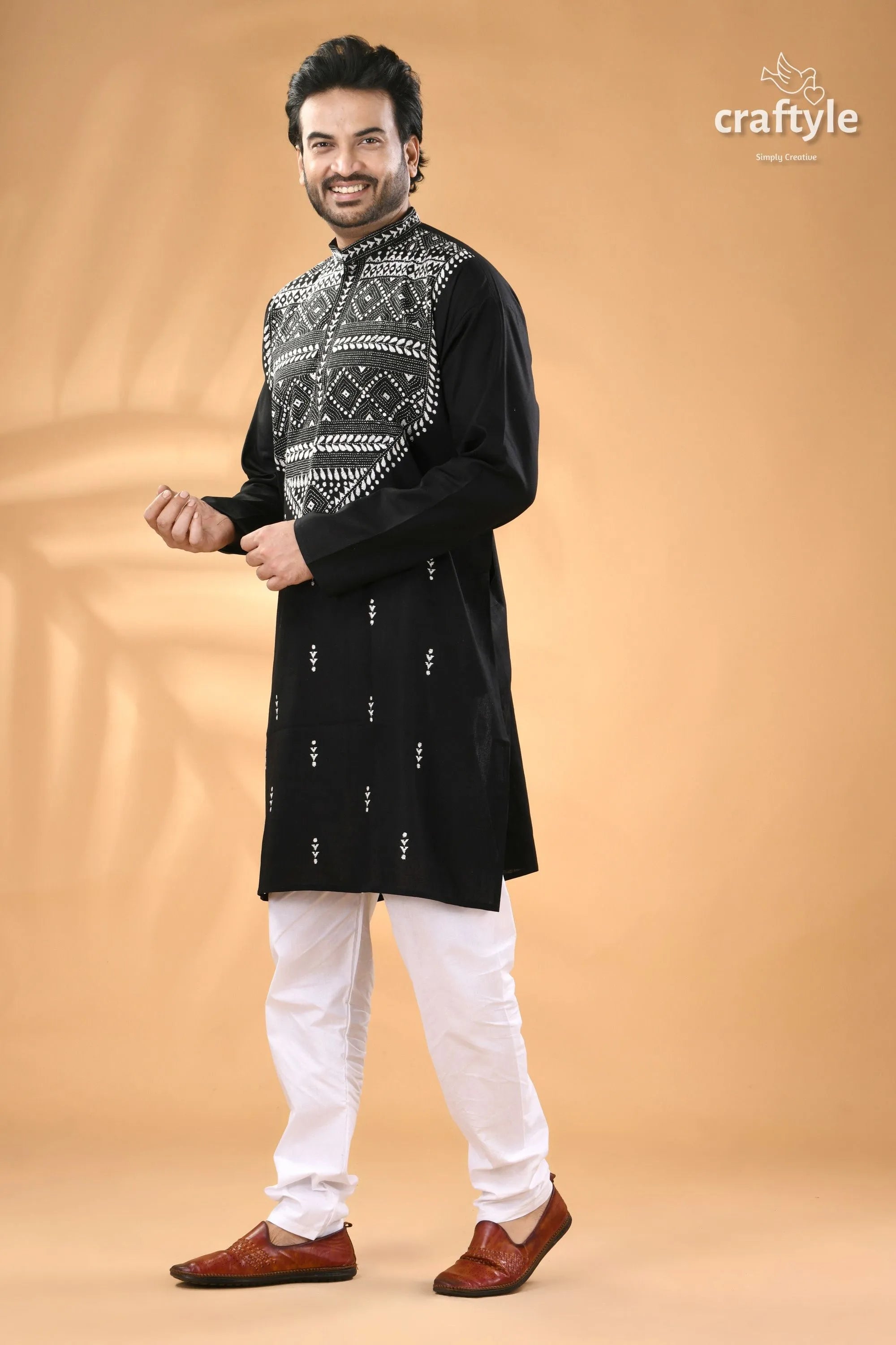 Metal black and white kantha work cotton ethnic punjabi for men men’s embroidered kurta 5
