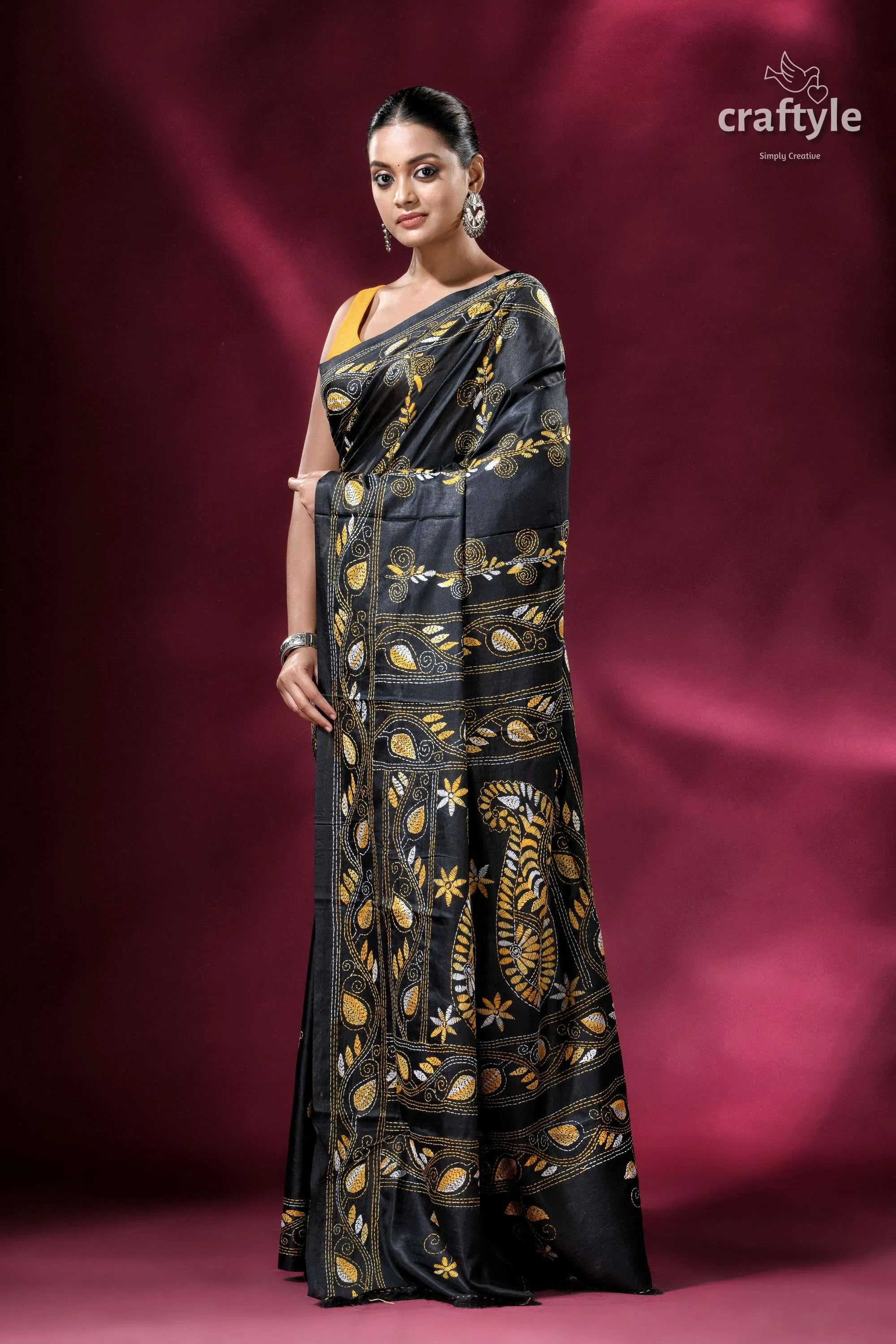 Metal black and yellow exquisite kantha stitch saree black saree embroidered floral paisley 3