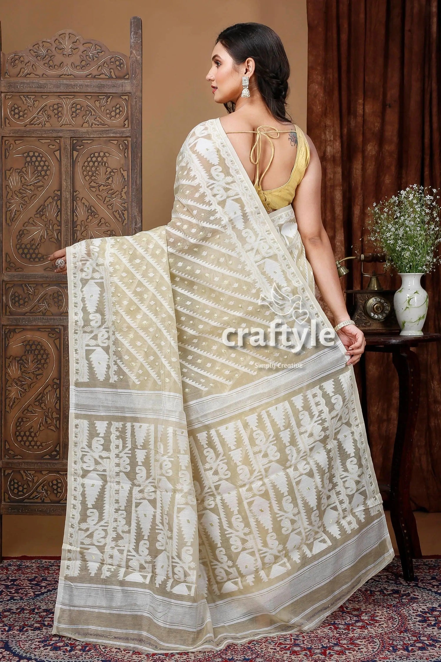 Moon myst green white traditional handloom jamdani sari woman white embroidered saree 5