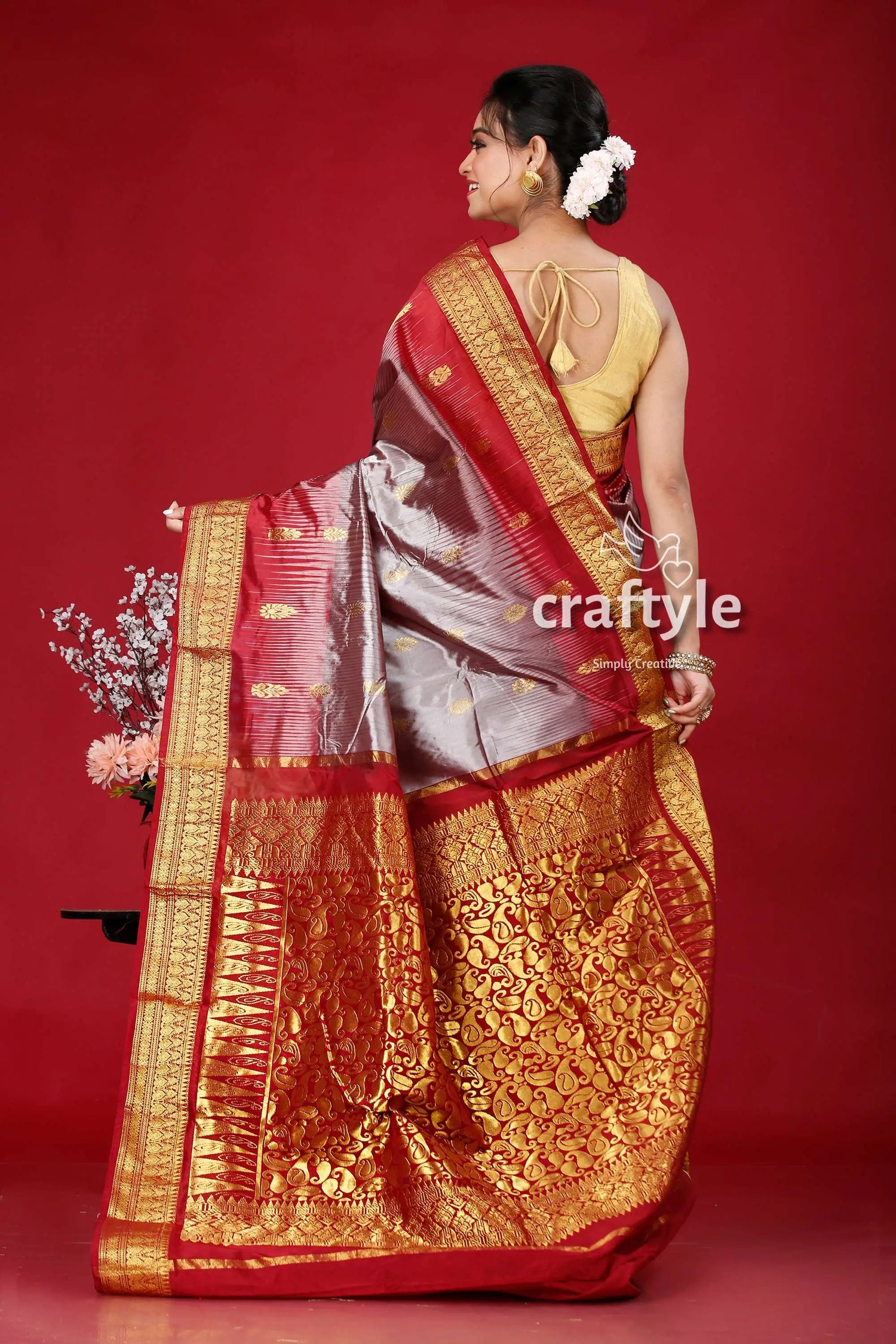 Mountain grey and burgundy kanjivaram silk saree - traditional indian sari woman red gold saree 5