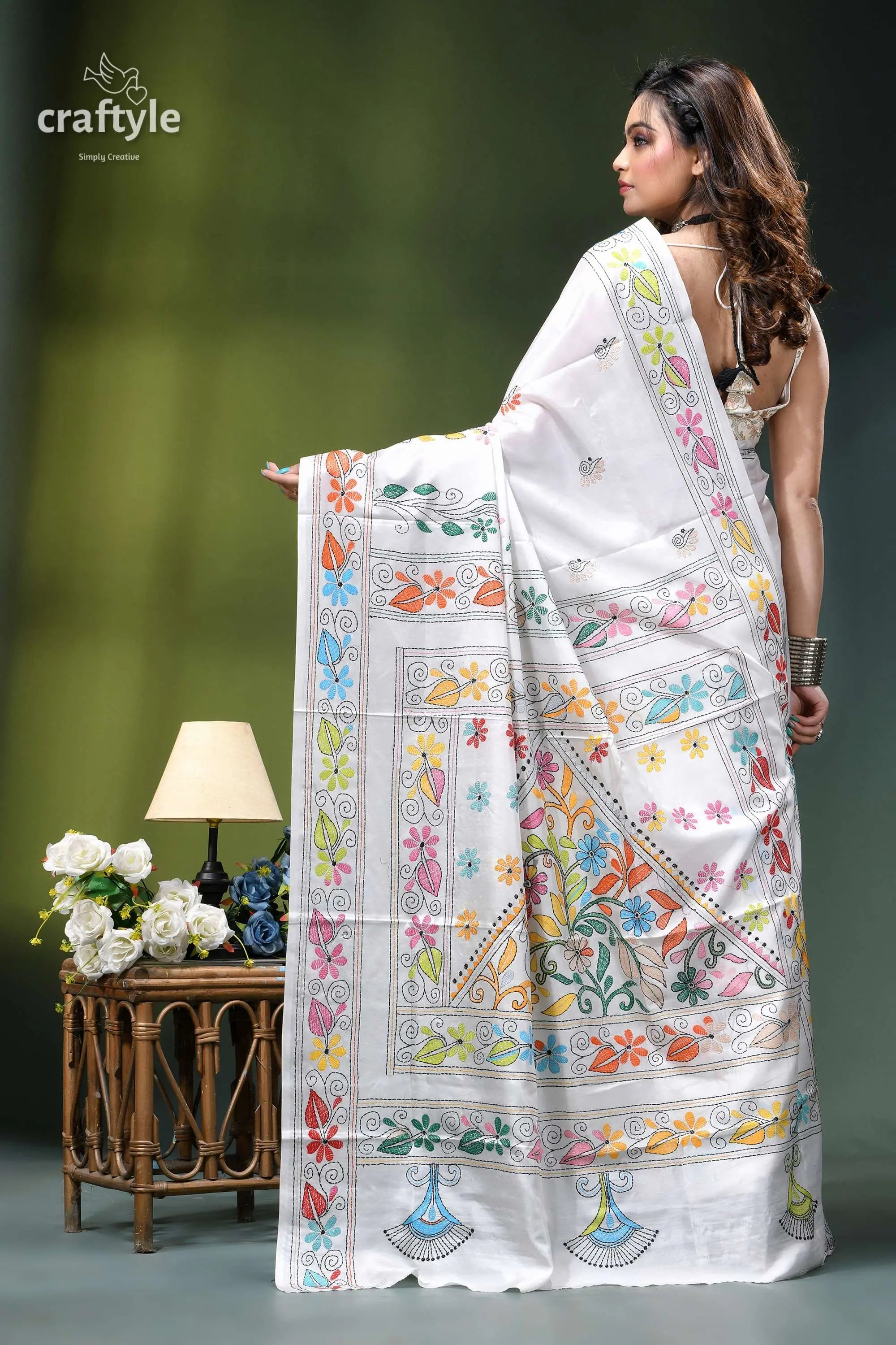 Multicolor thread white floral exquisite kantha silk saree white hand-painted saree vibrant floral 5