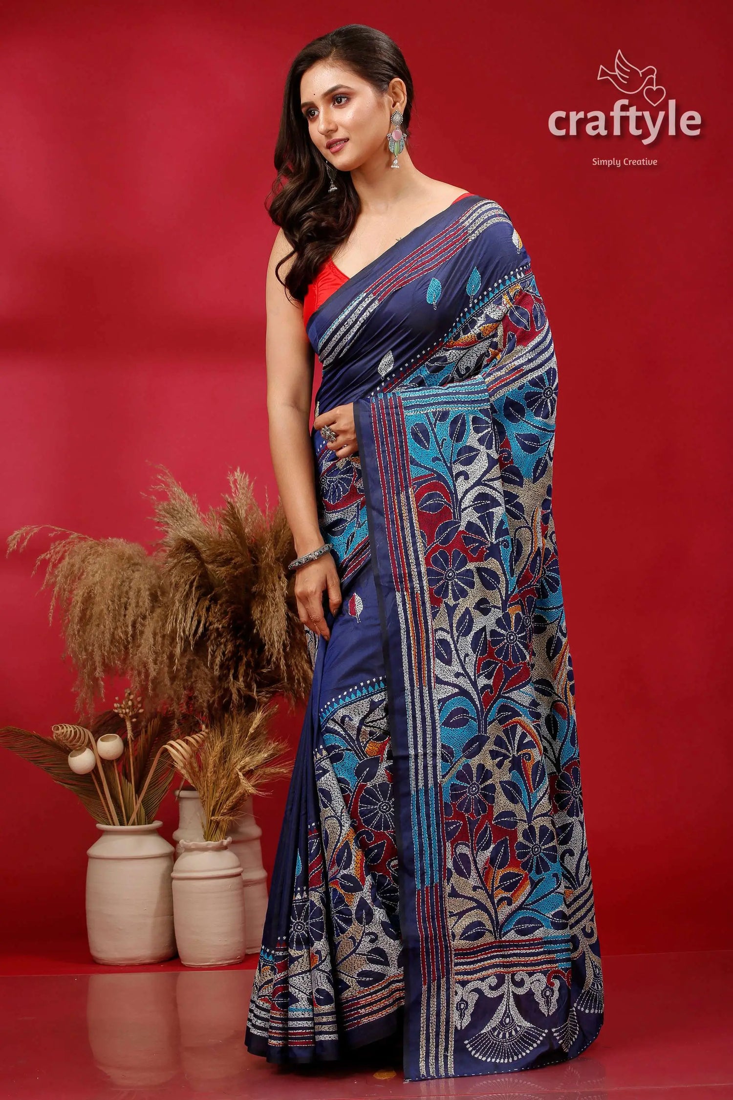 Navy blue floral silk kantha stitch saree reverse woman blue floral saree 3