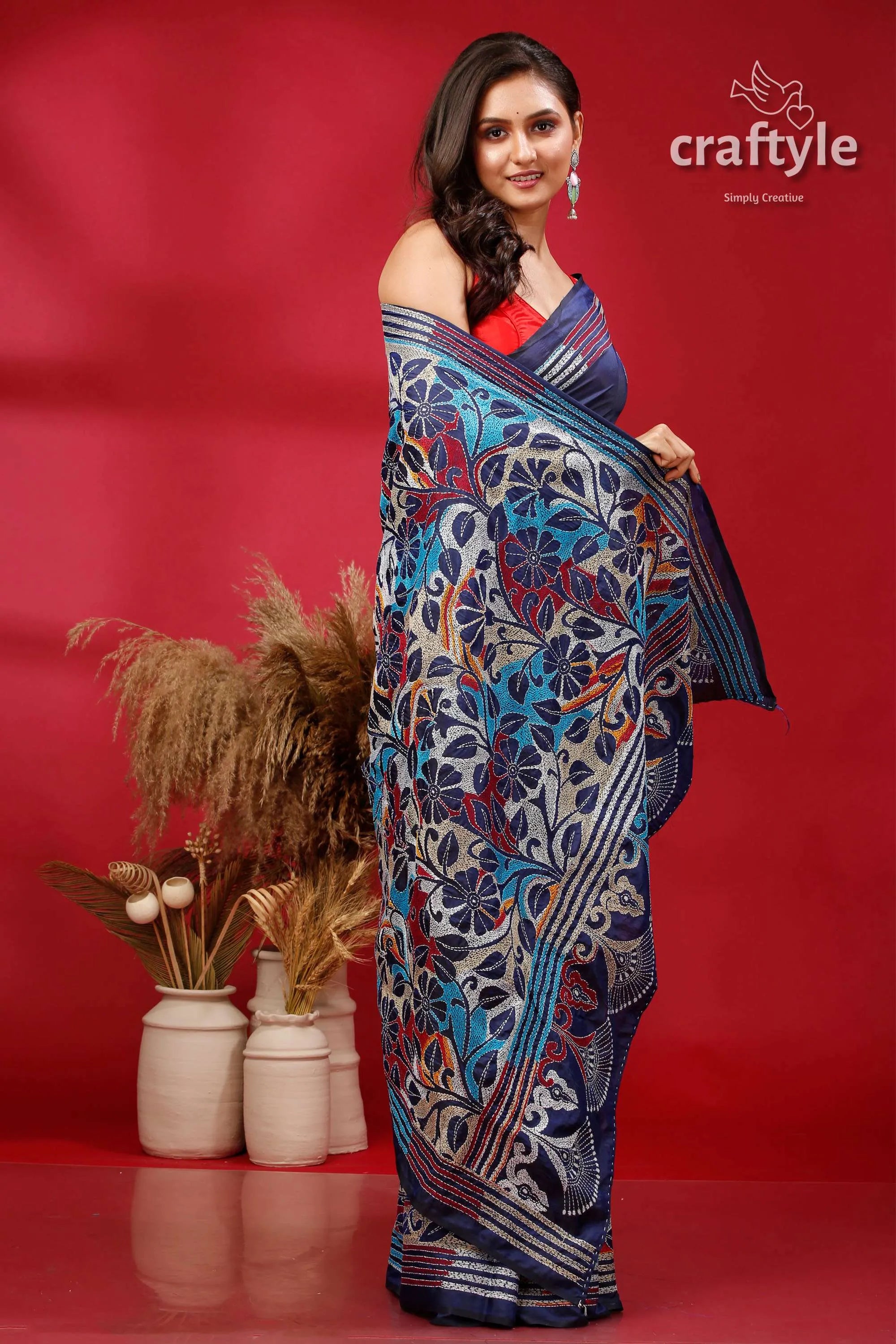 Navy blue floral silk kantha stitch saree - reverse woman patterned saree 4
