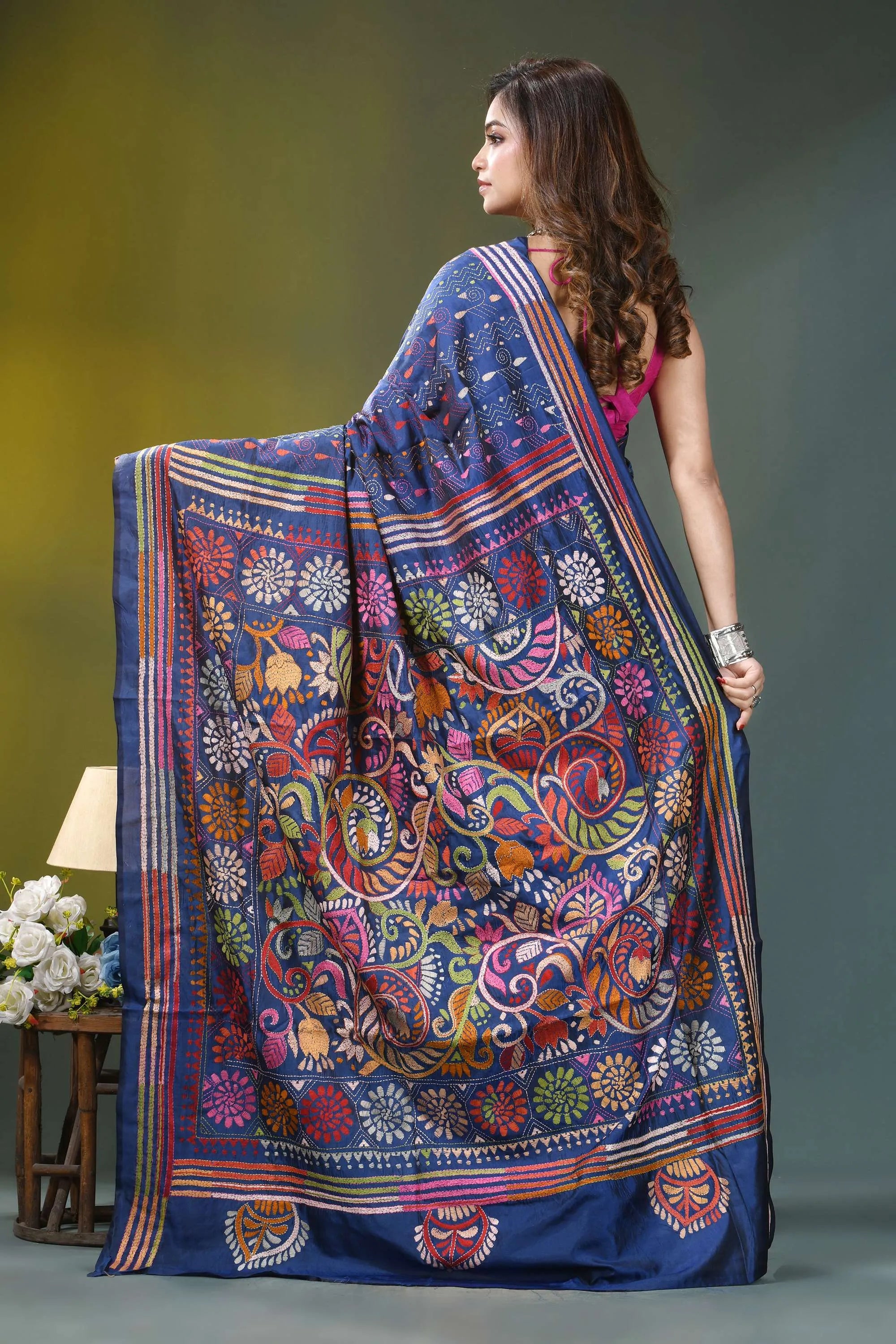 Navy blue paisley pattern hand embroidery kantha silk saree richly embroidered blue saree intricate 5