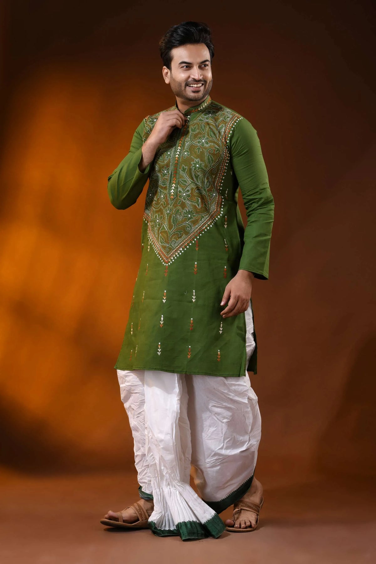 Olive green cotton kantha kurta for men - handcrafted reverse floral design 4