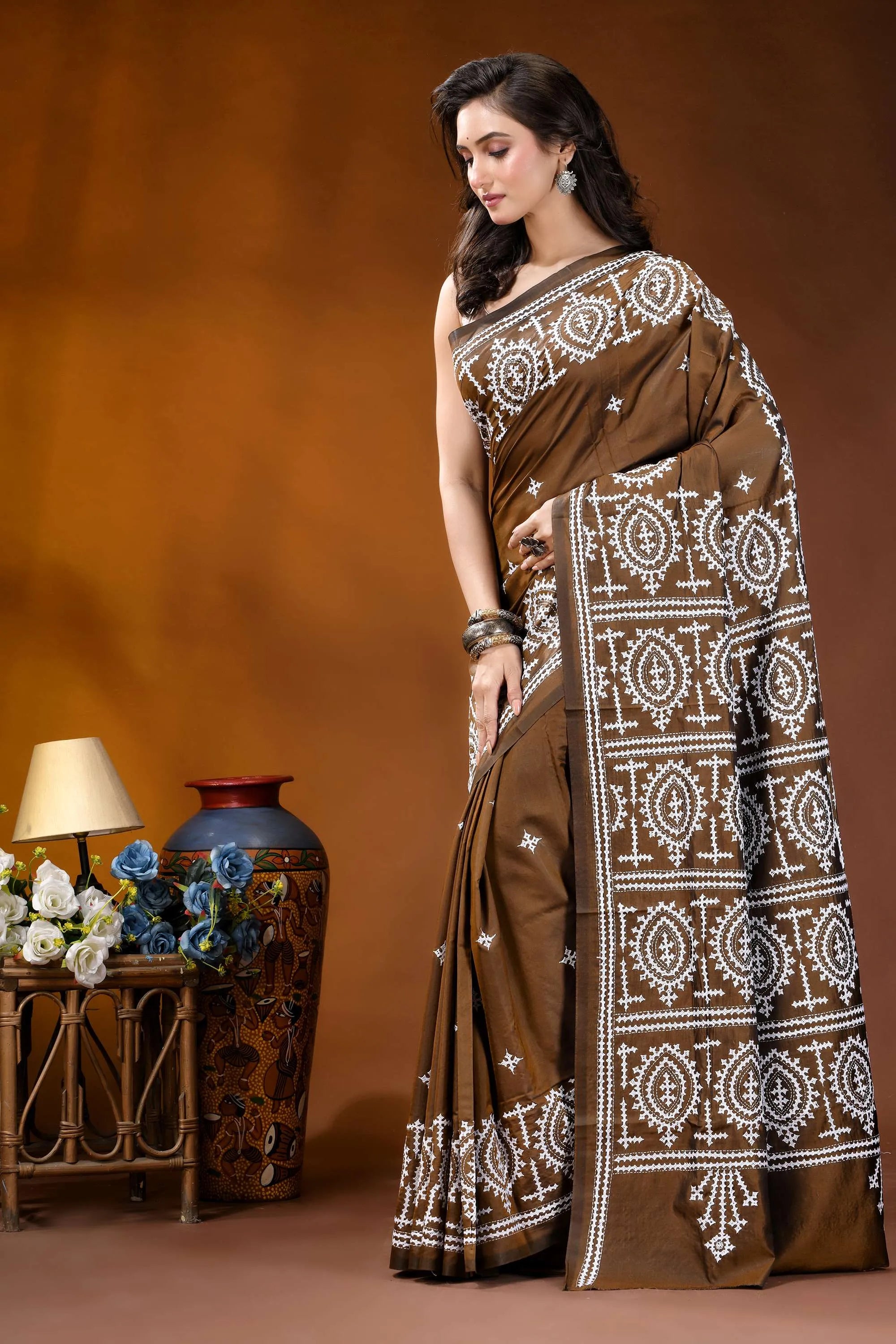 Otter brown ethnic motif handcrafted kutch embroidery silk saree brown silk saree intricate white 3