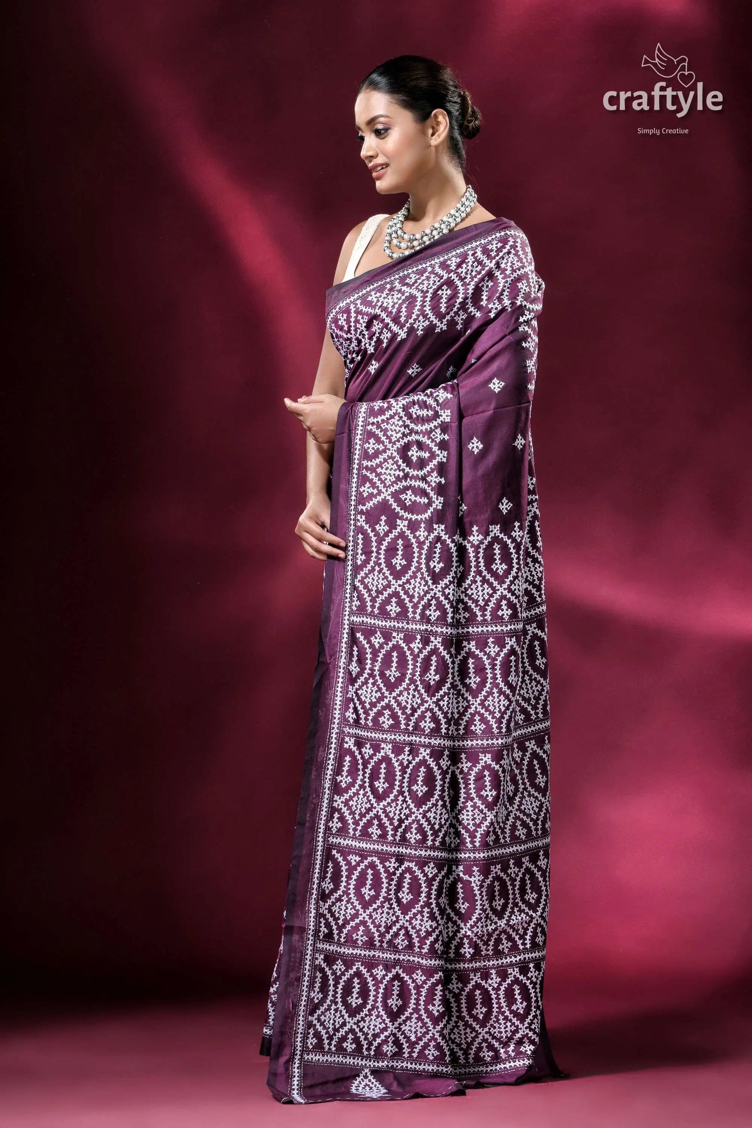 Pansy purple kutch embroidery hand kantha silk saree woman purple white embroidered saree 3