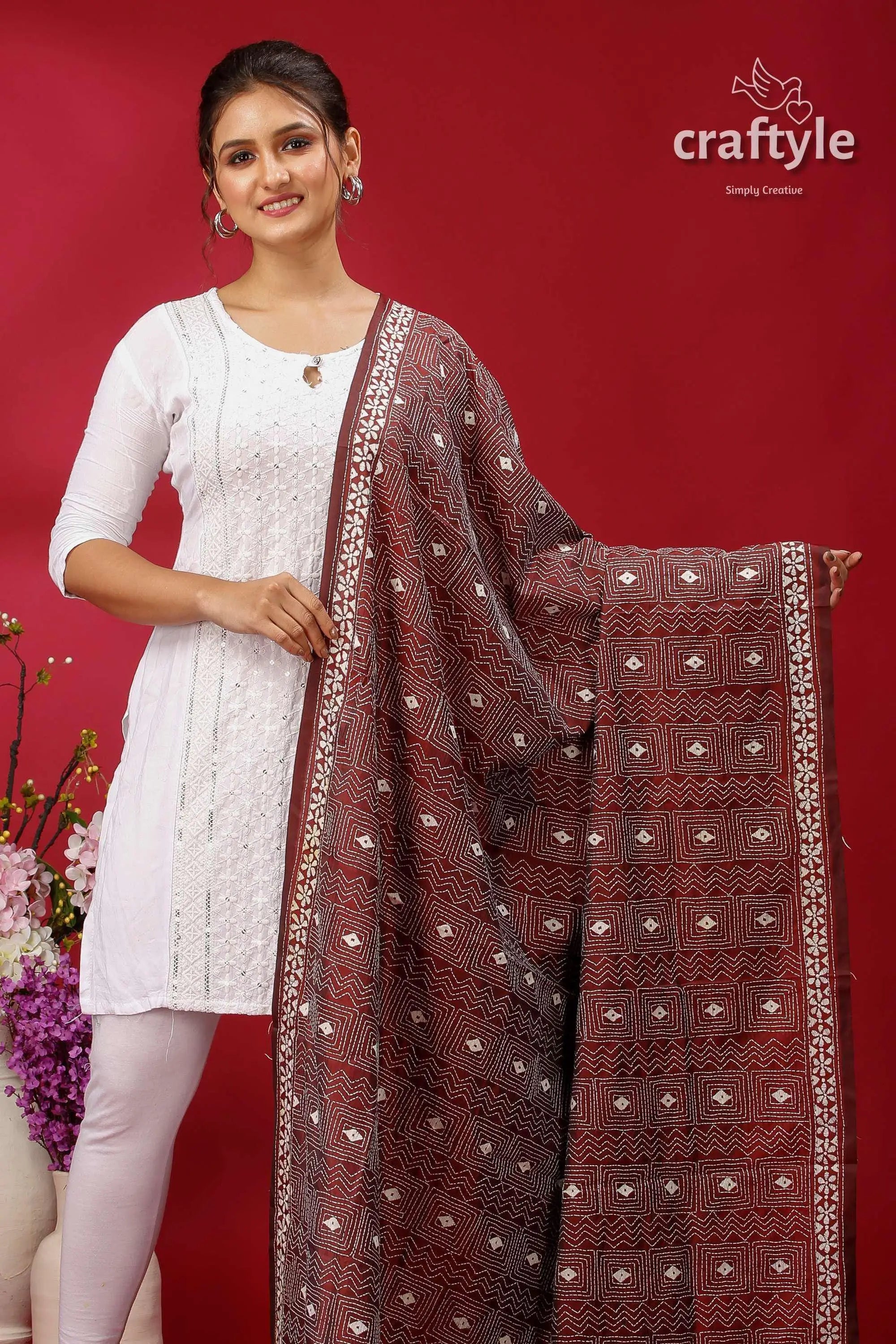 Persian plum & white kantha embroidery silk dupatta white lace kurta maroon dupatta 3