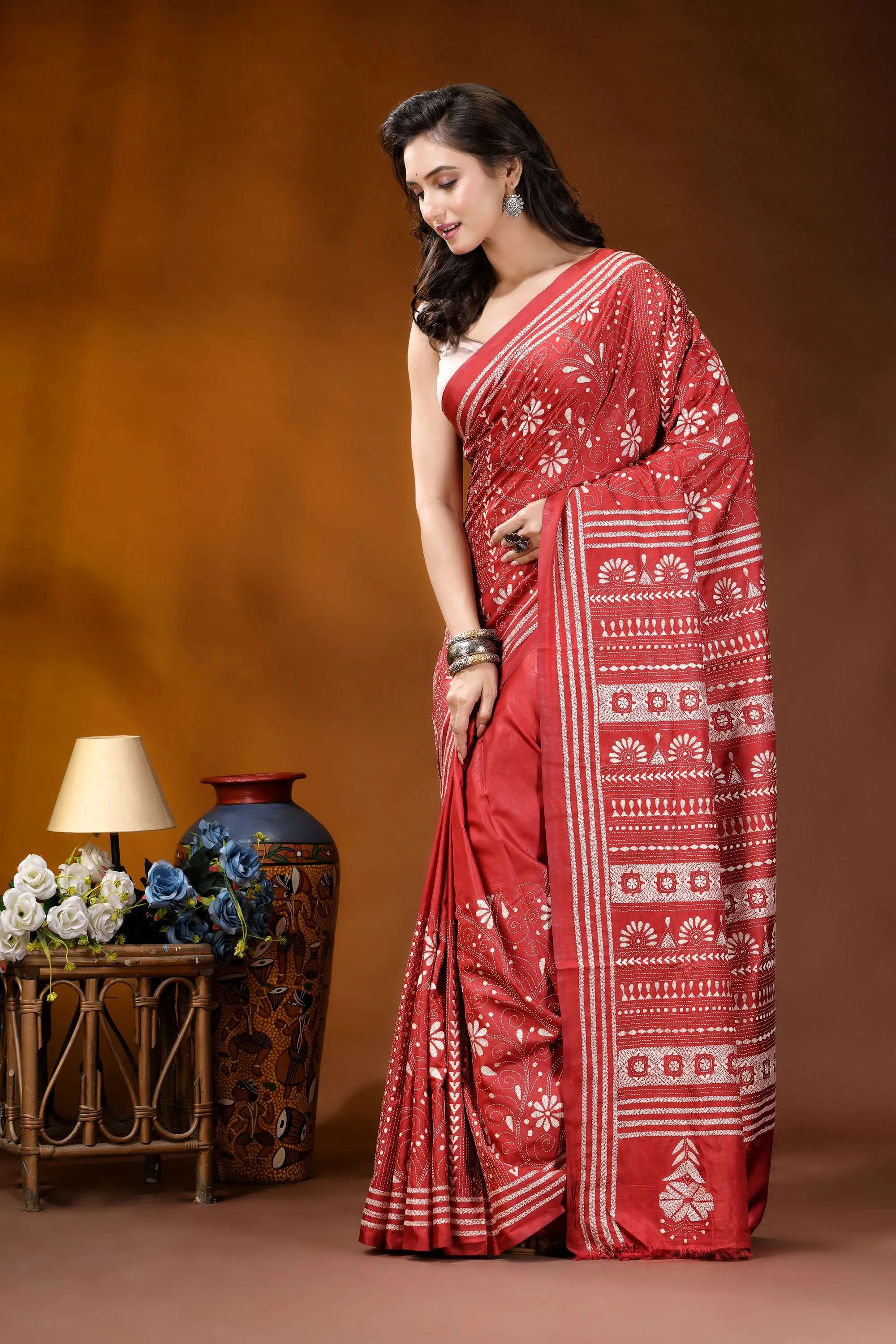 Persian red ethnic handcrafted kantha embroidery silk saree vibrant red saree intricate white 3