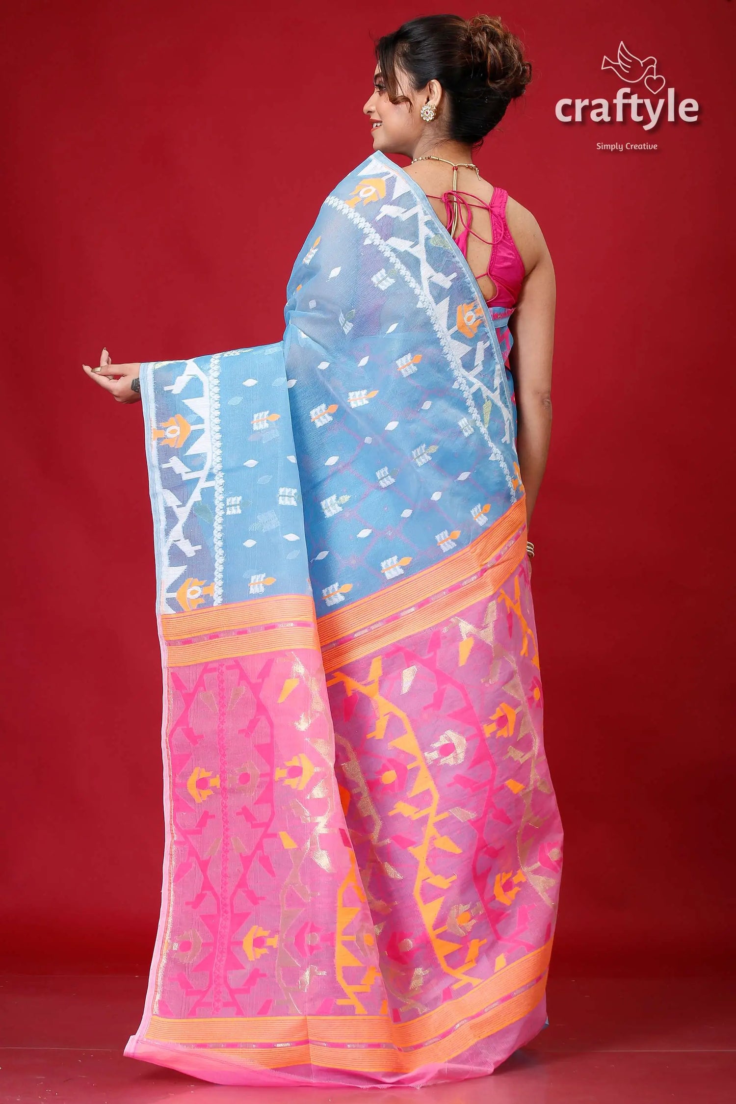 Picton blue bengal jamdani sari blue pink patterned saree 5