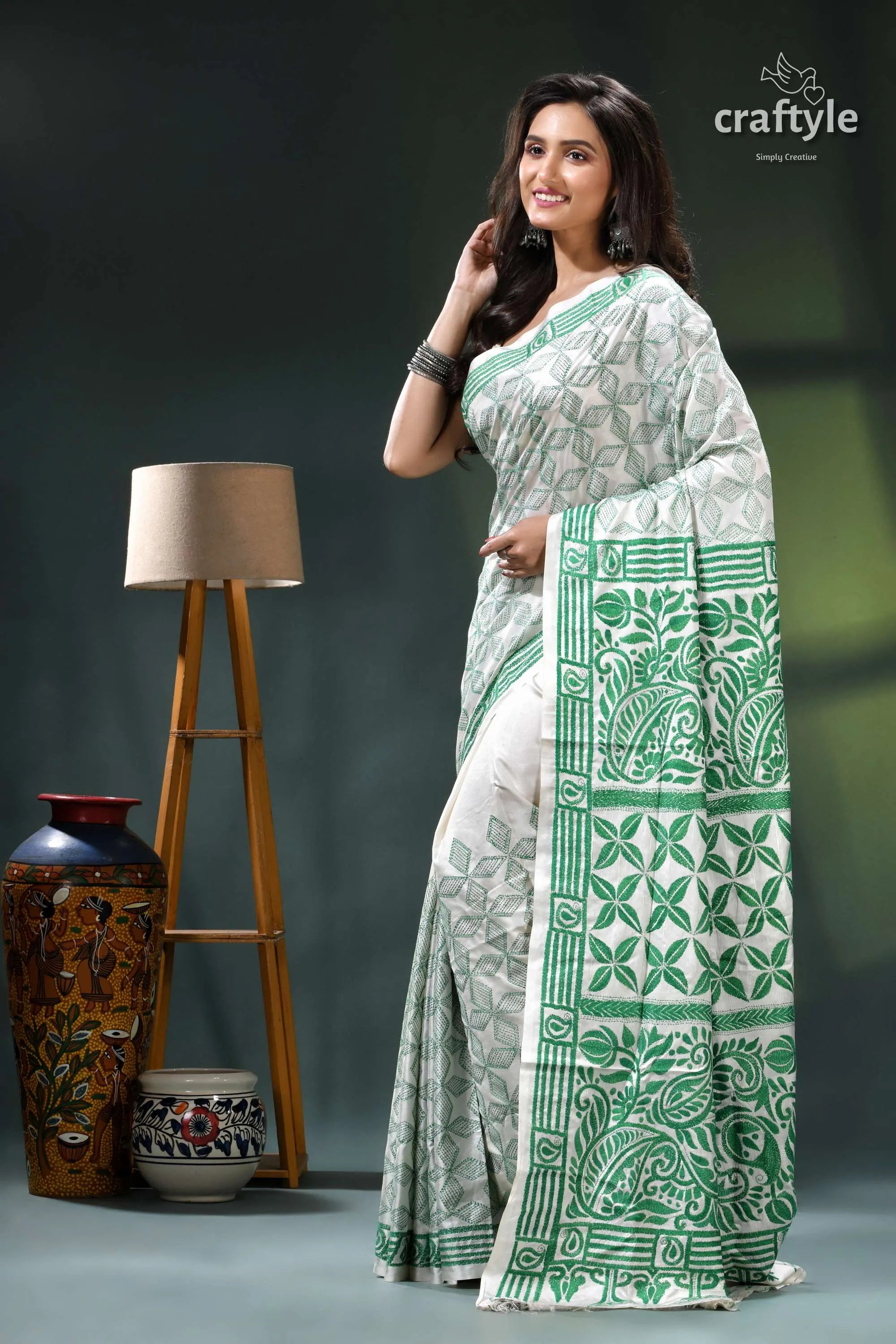 Pine green and white kantha embroidery silk saree white green saree floral pattern 3