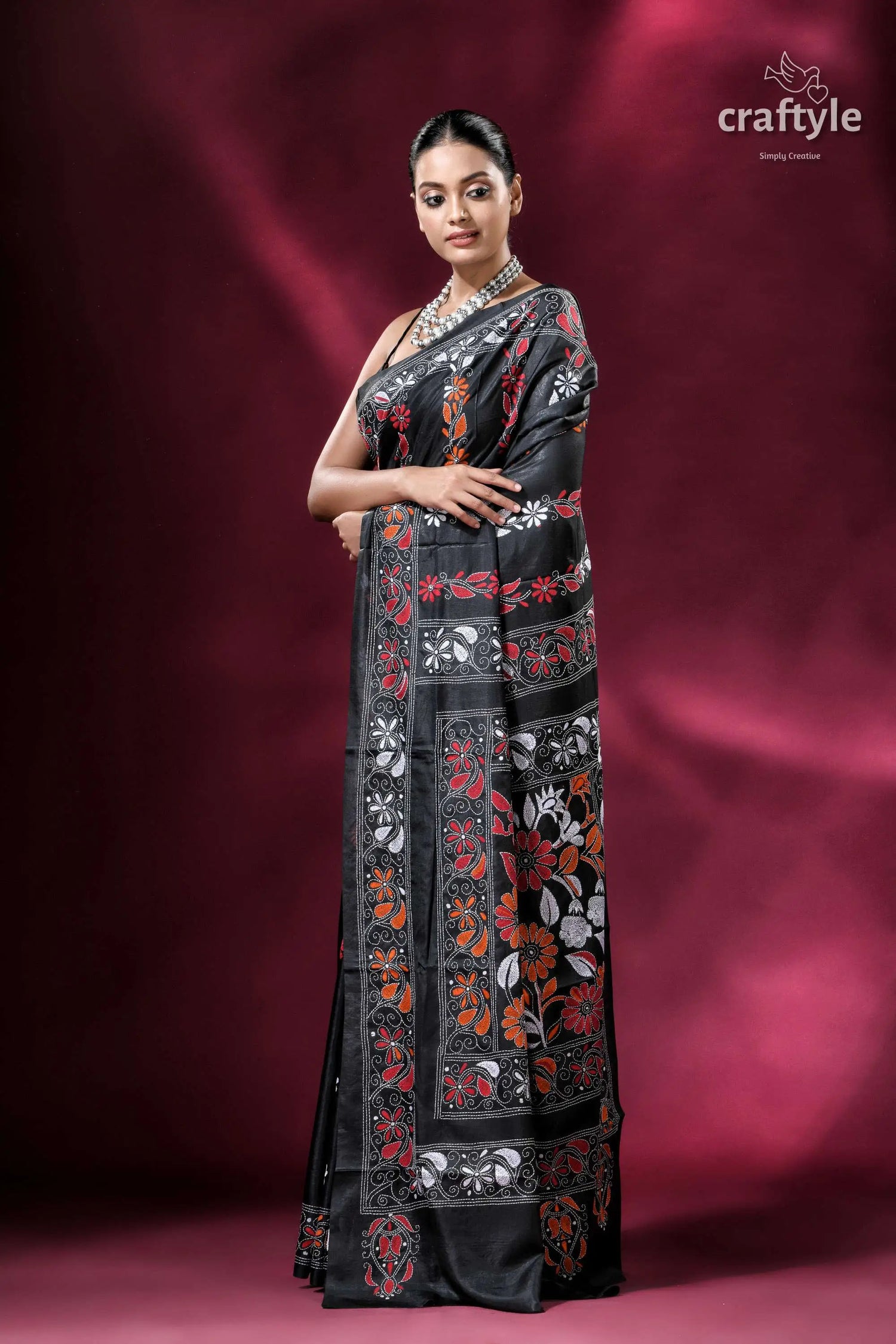 Pitch black flower pattern kantha stitch silk saree elegant black saree floral patterns 3