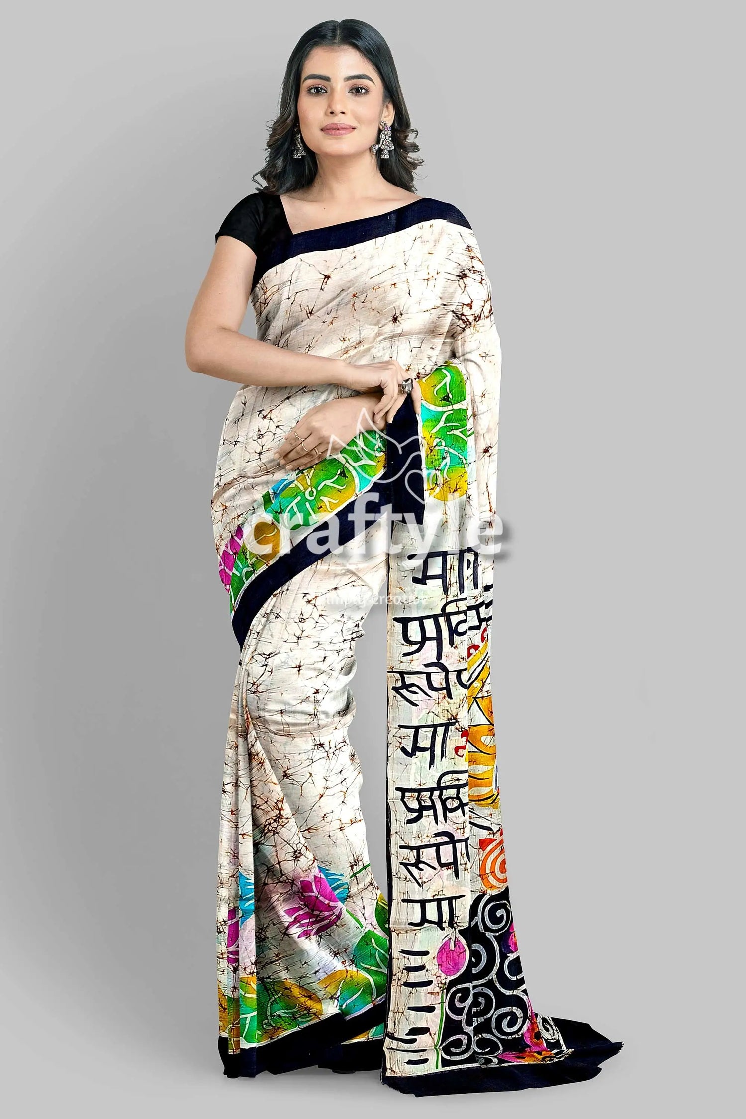 Powder white goddess design hand batik mulberry pure silk saree woman patterned saree 4