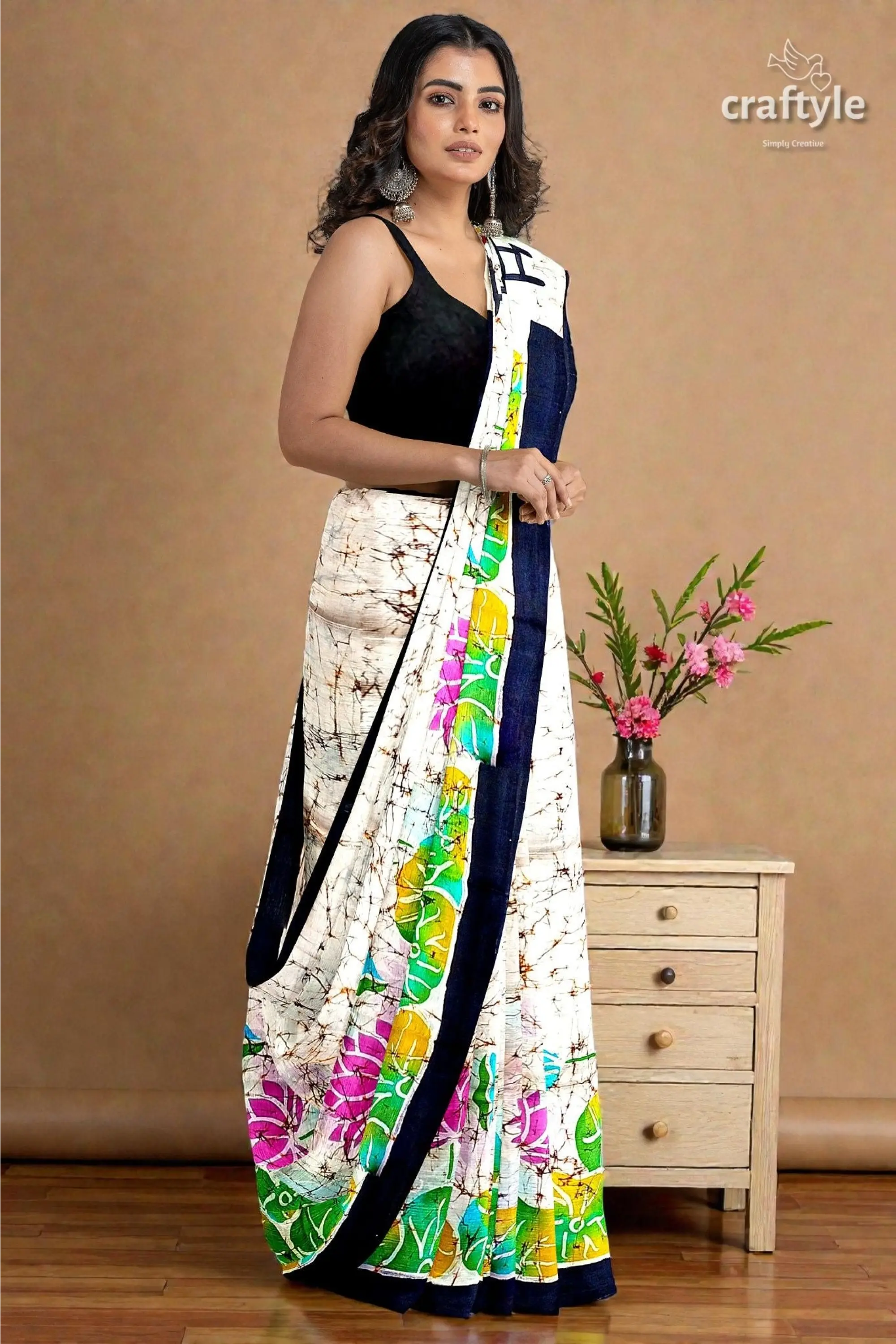 Powder white goddess design hand batik mulberry pure silk saree 6