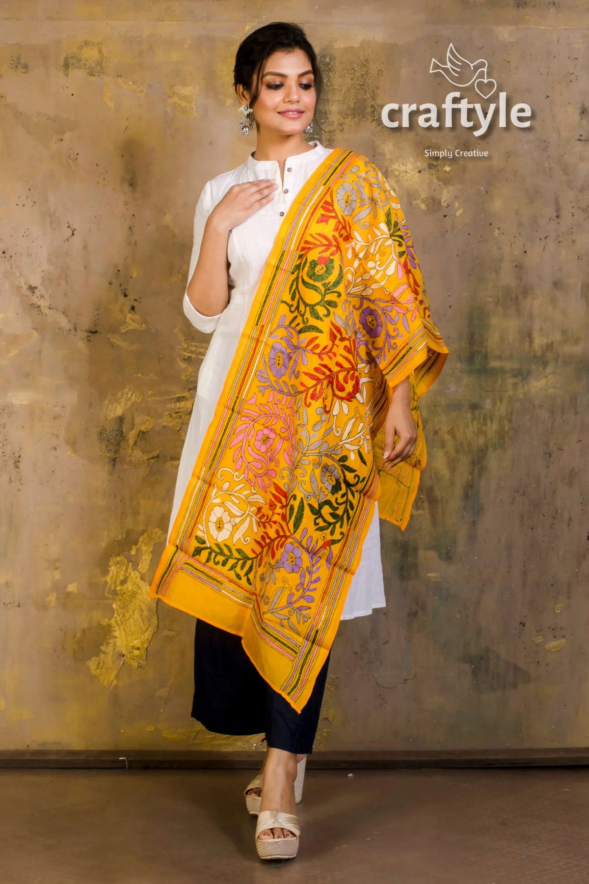 Pure silk embroidered kantha stole woman white tunic yellow 3
