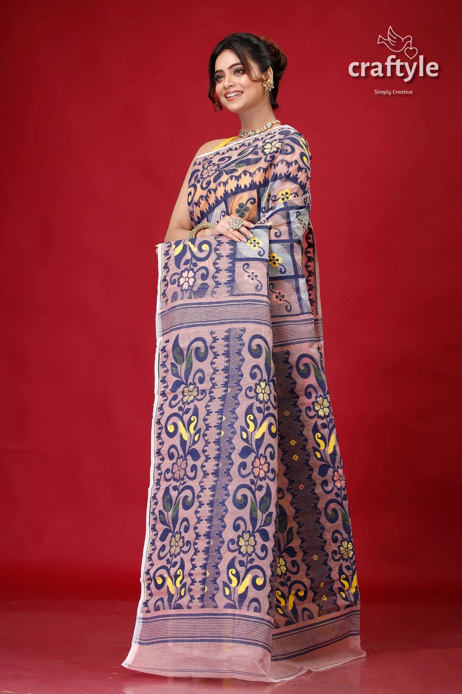 Queen pink traditional bengal jamdani saree woman floral patterned saree 4