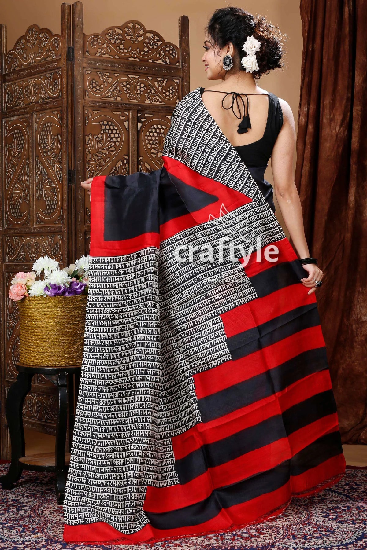 Red & ebony black hand block pure mulberry silk saree white patterned 5