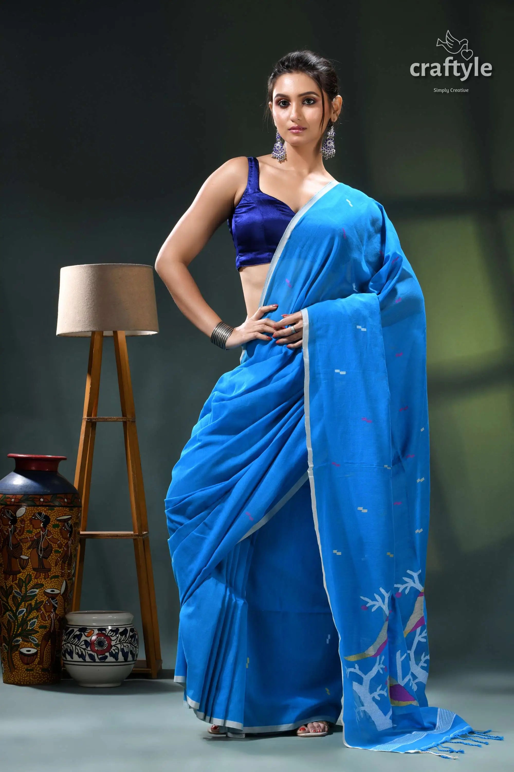 Rich electric blue soft cotton jamdani saree - handwoven design blue saree floral design purple 5