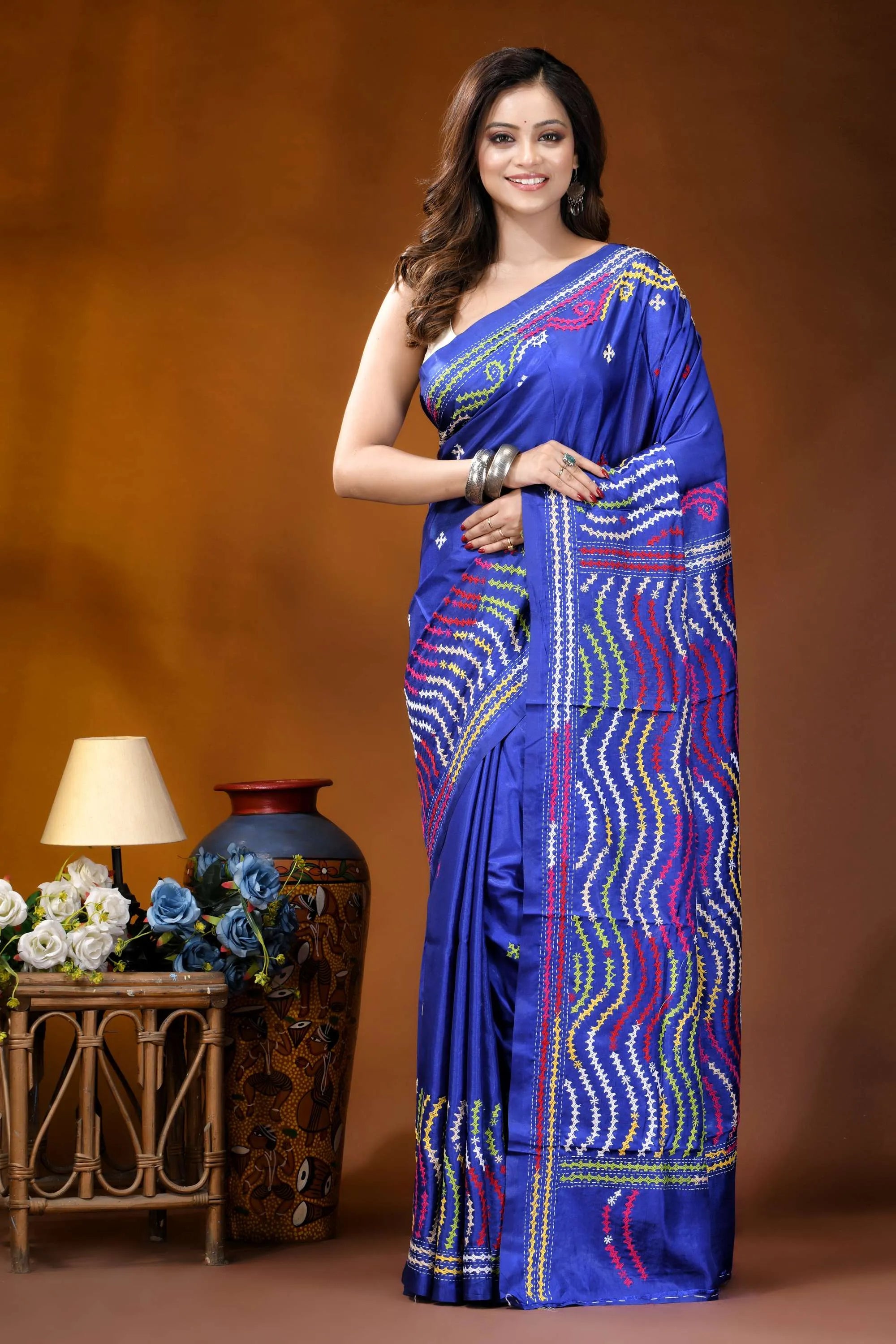 Royal blue multithread kutch embroidered silk saree - handmade vibrant royal blue saree adorned 7
