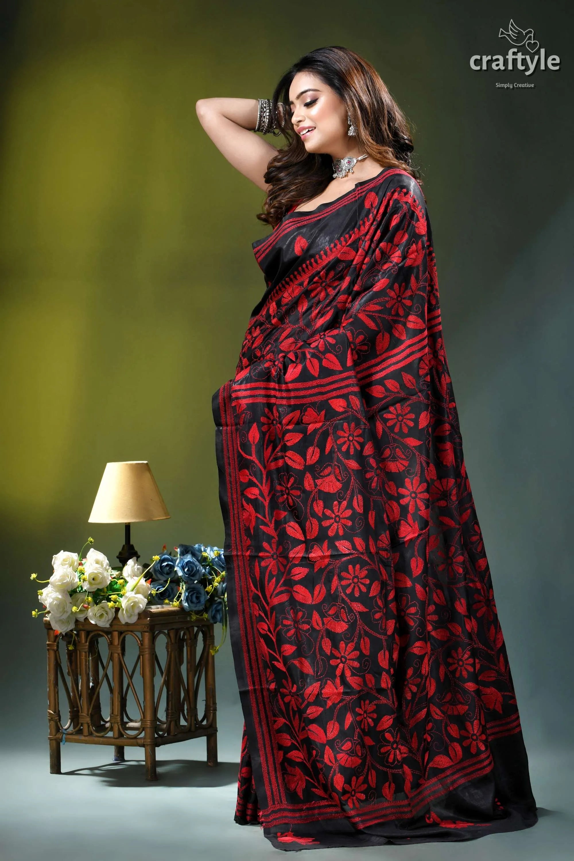 Sable black red thread flower motif ethnic silk kantha saree black red floral-patterned saree intricate 3