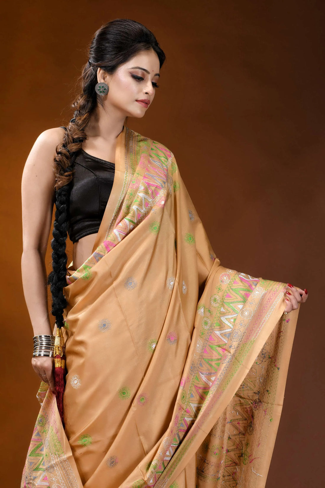 Sand beige multi-thread ethnic design handcrafted lambani silk saree beige silk saree intricate pink 2