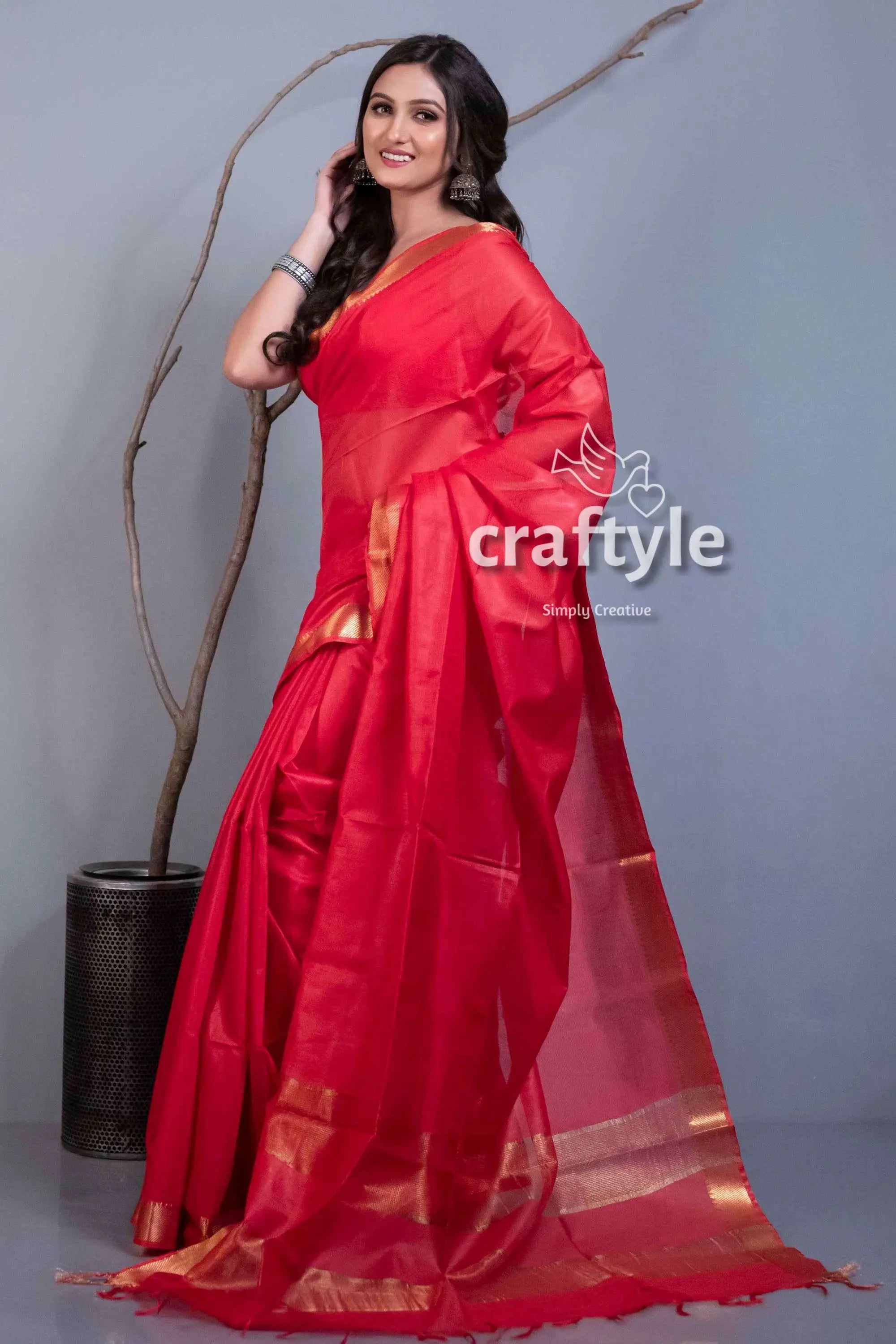 Scarlet red semi silk mangalgiri saree for women red gold saree 3