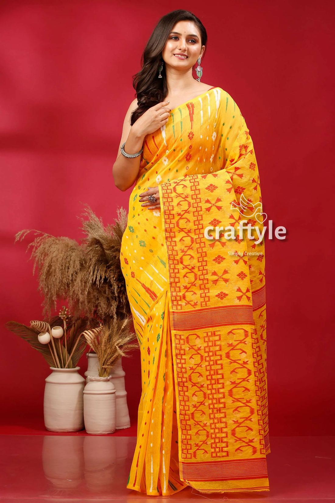 Selective yellow and red graceful jamdani saree patterned 1