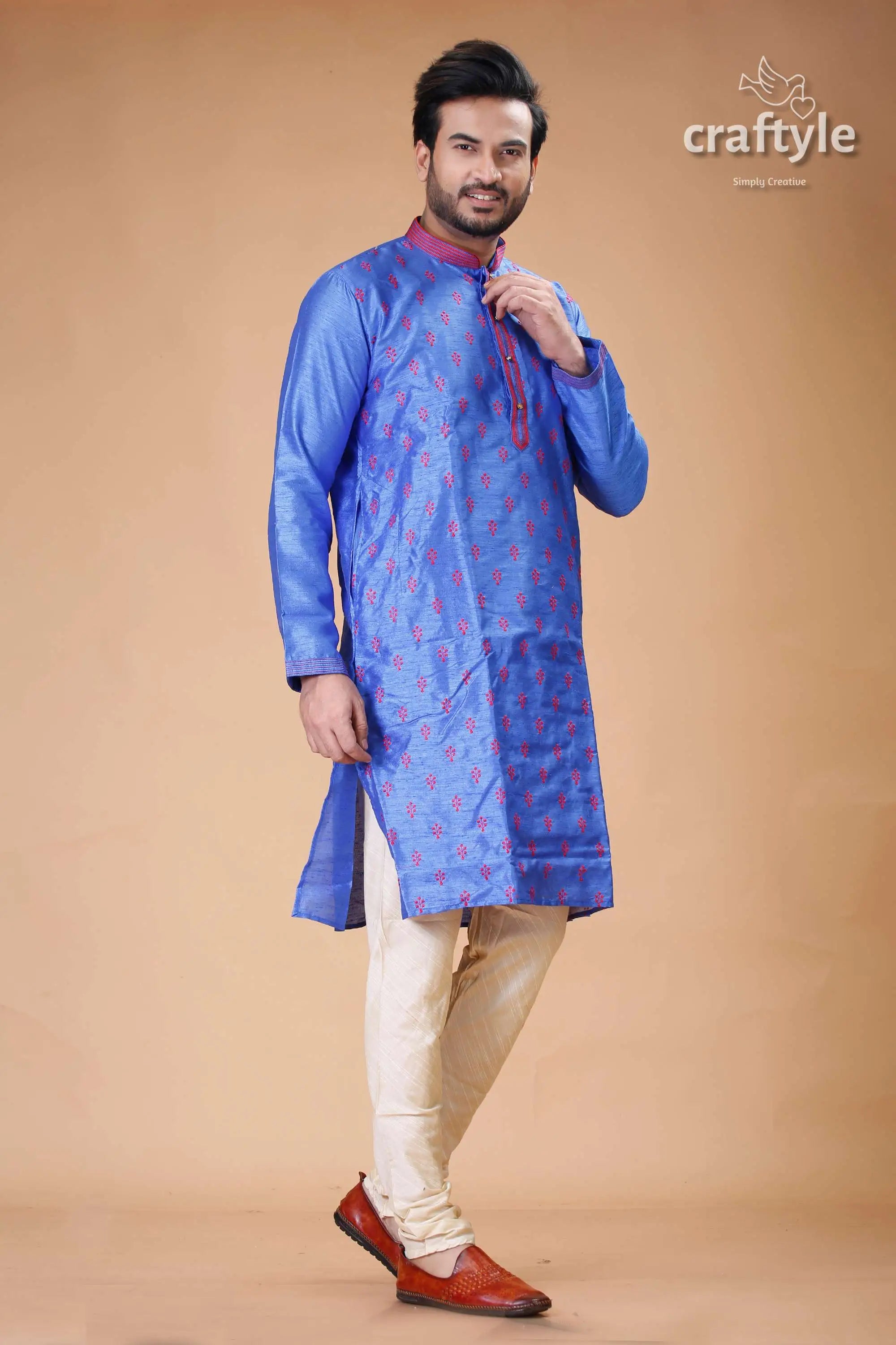 Silk mens kurta with royal blue and red embroidery design man blue kurta cream pants 4
