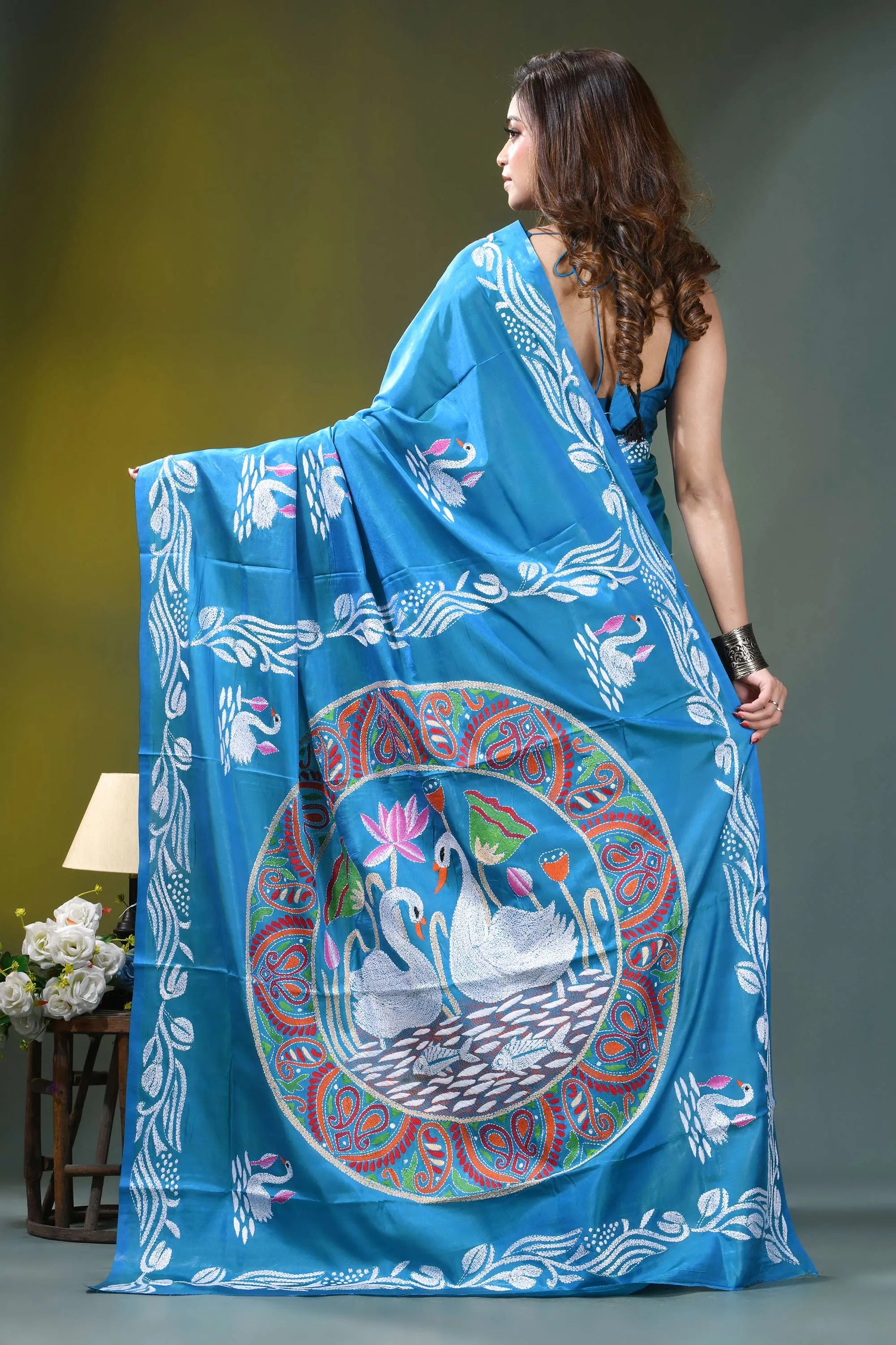 Sky blue swan motif hand embroidered silk kantha stitch saree vibrant blue silk saree adorned 5