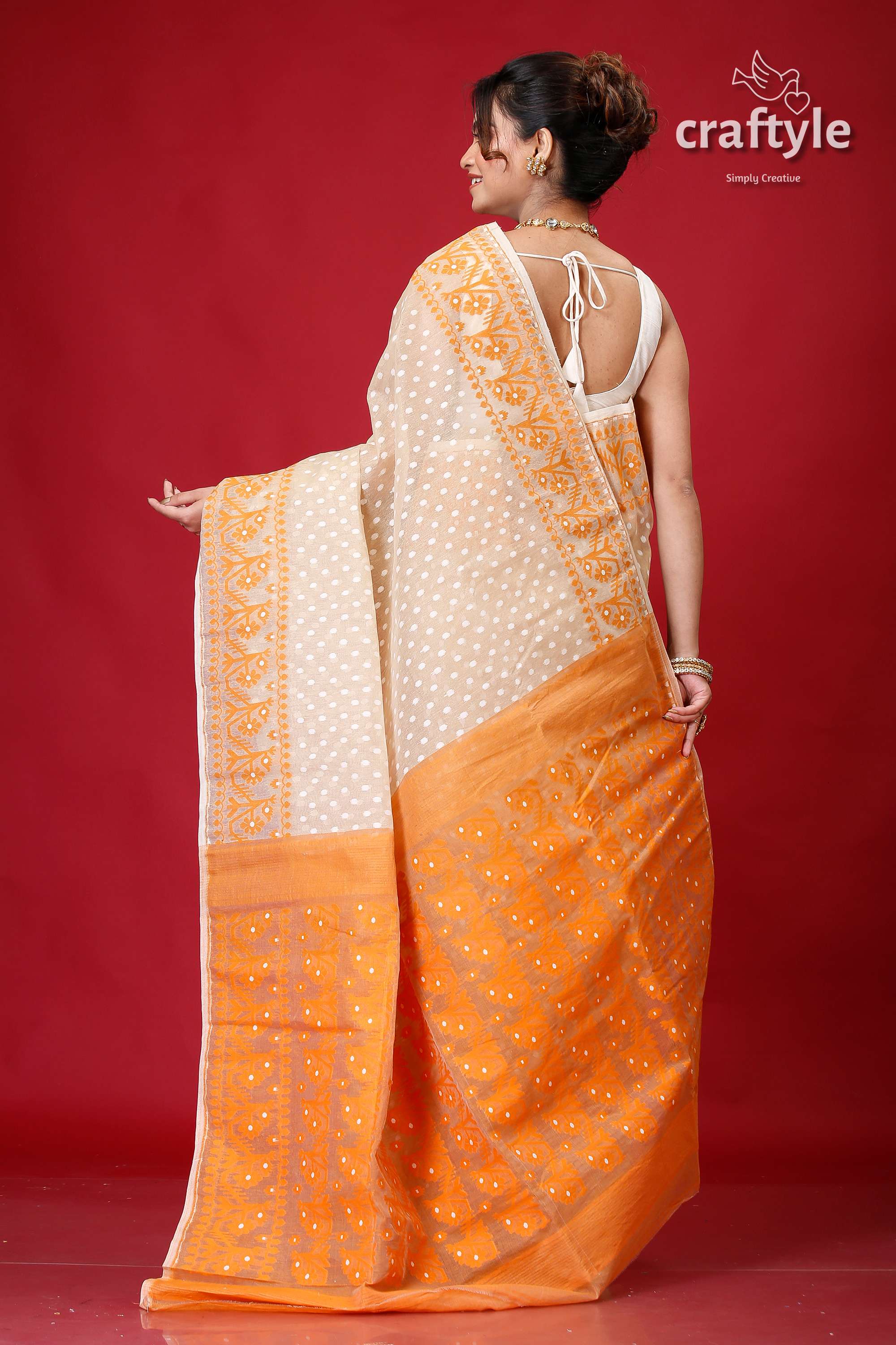 Soft Amber and Orange Jamdani Saree for Women-Craftyle