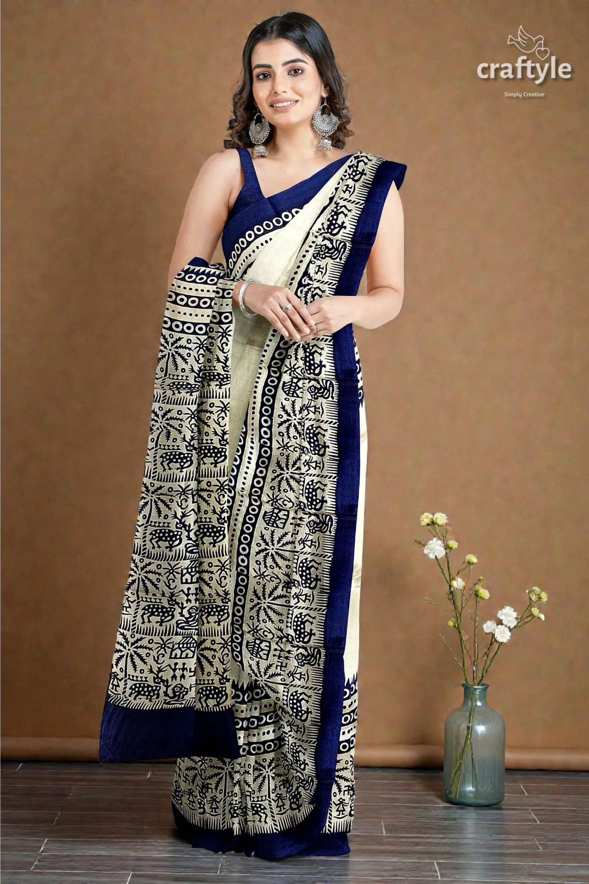 Stunning hand block print pure mulberry silk saree - black white 2