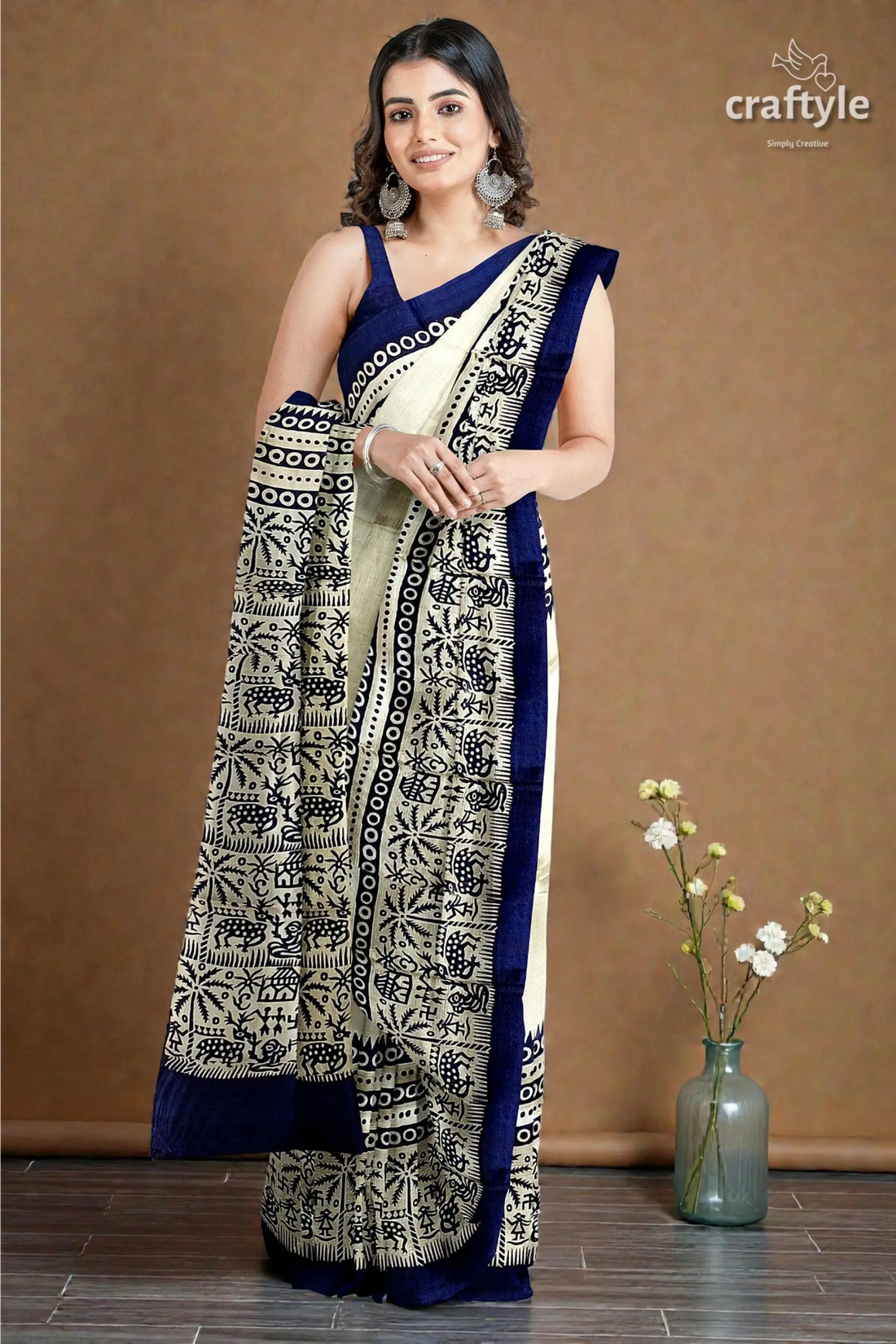 Stunning hand block print pure mulberry silk saree - black white 2