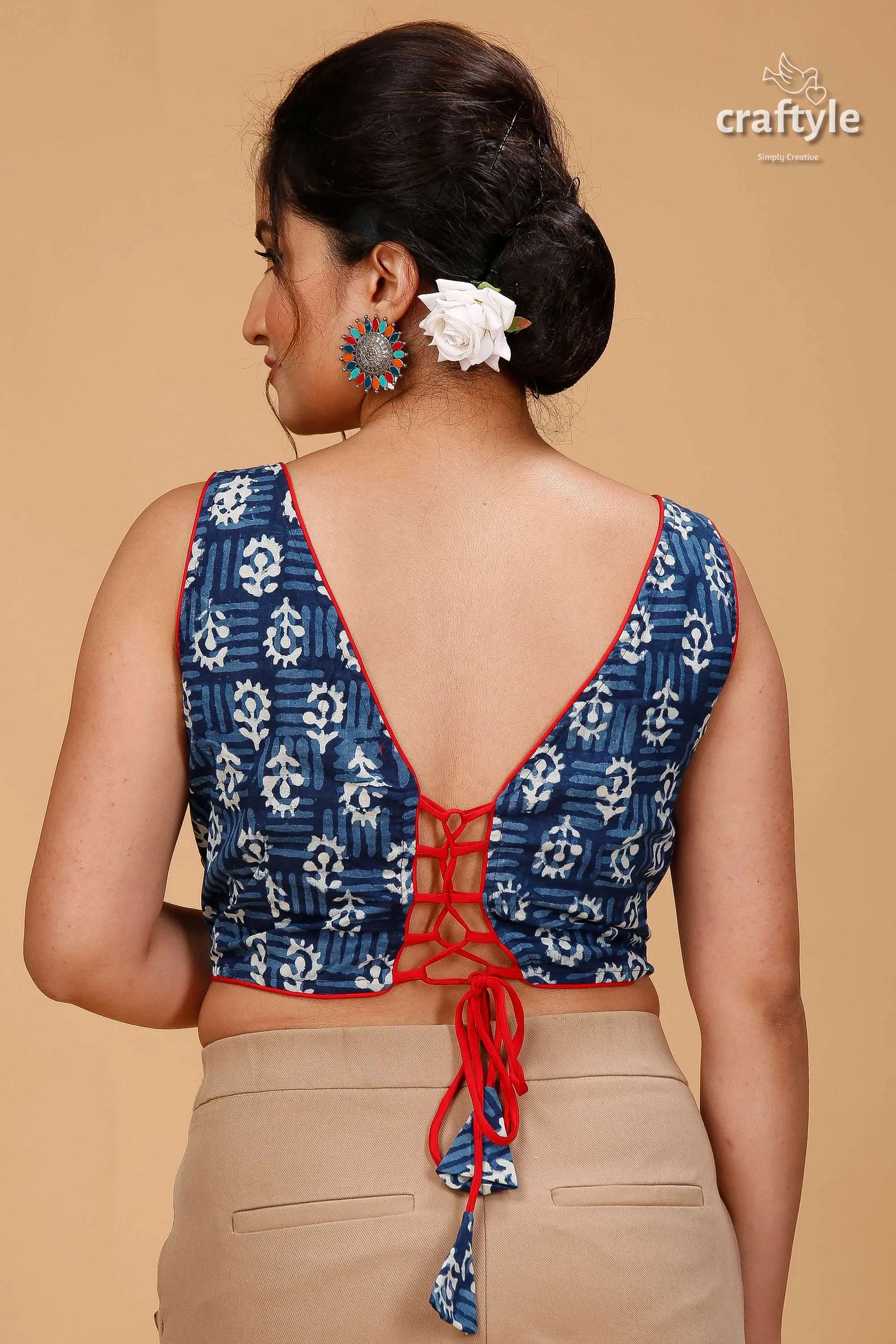 Stunning venice blue & white dabu pure cotton blouse blue patterned sleeveless crop deep 2