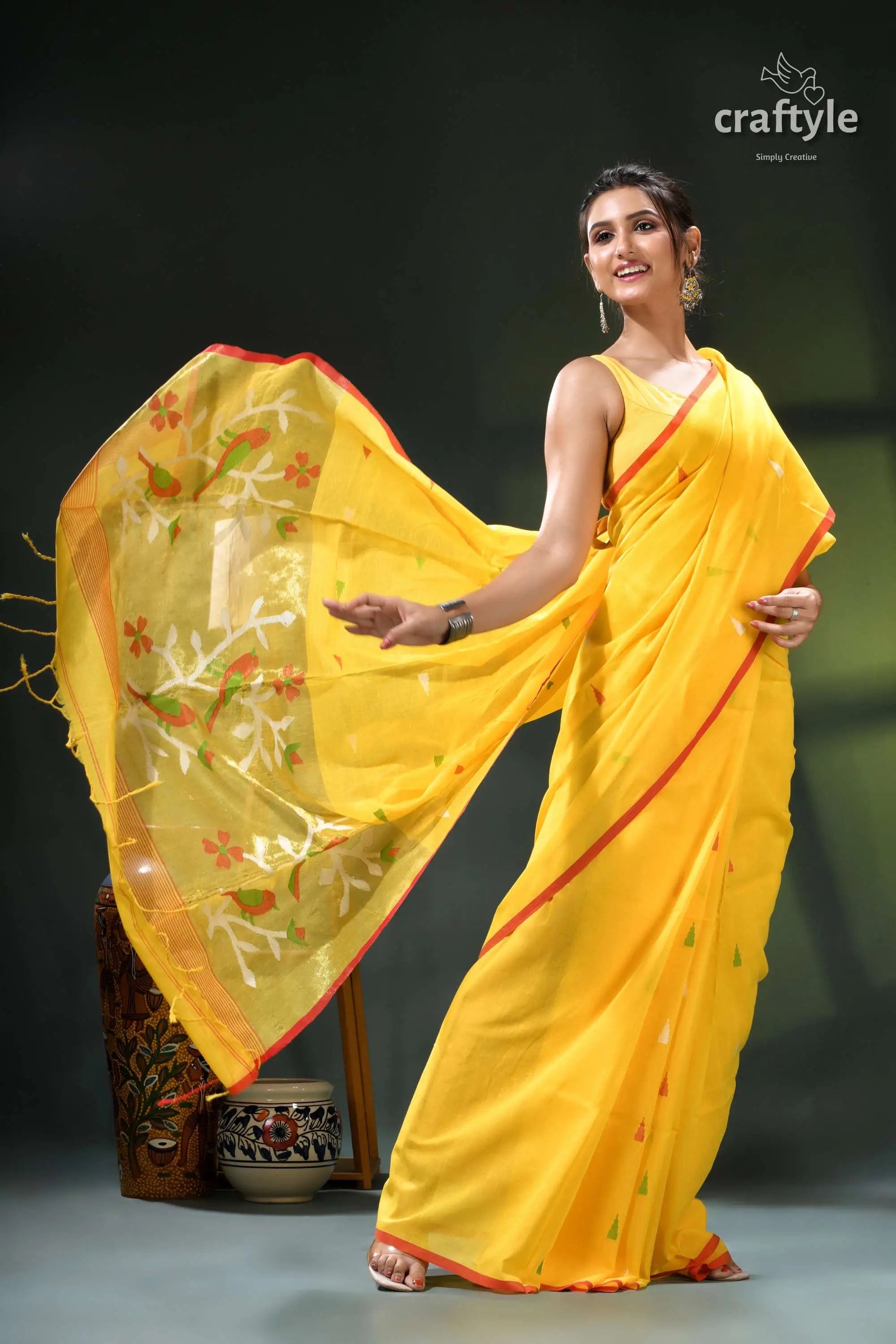 Tangerine yellow artisanal soft cotton jamdani sari - handwoven yellow saree floral border orange 4